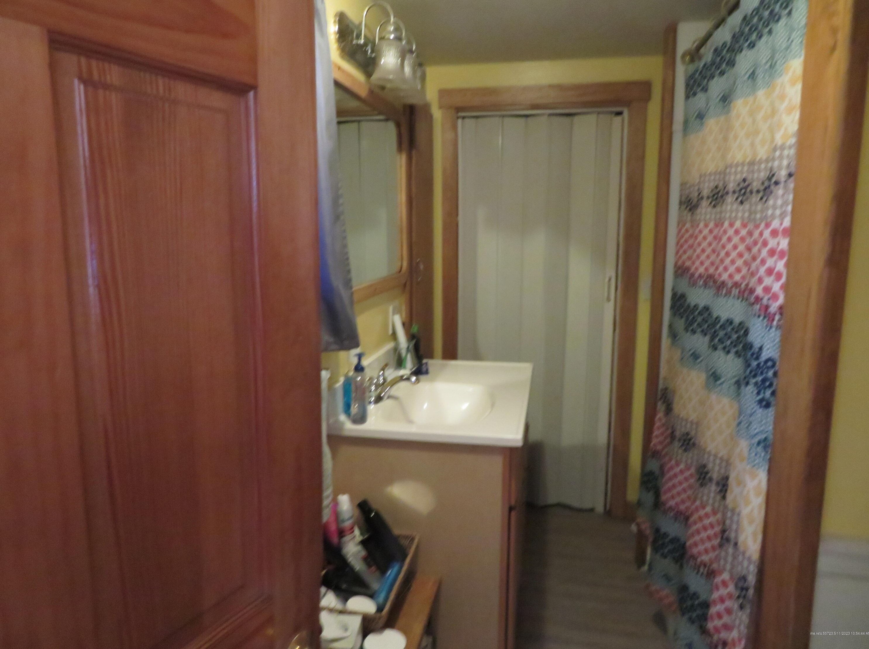 78 Pleasant St, Clinton ME  04927-3120 exterior