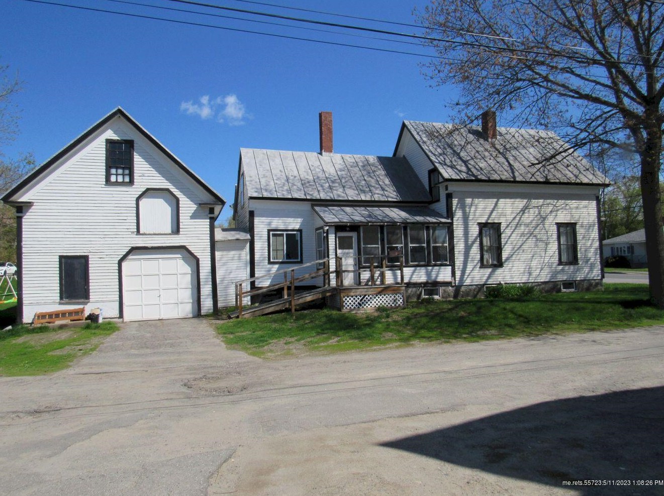 86 North Ave, Skowhegan, ME 04976