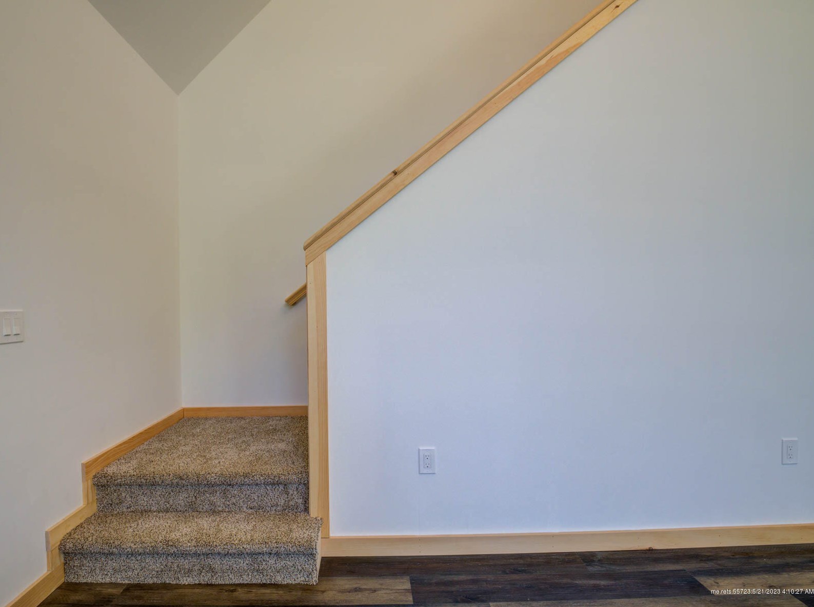 64 Overlook Rd, Windham ME  04062-4512 exterior