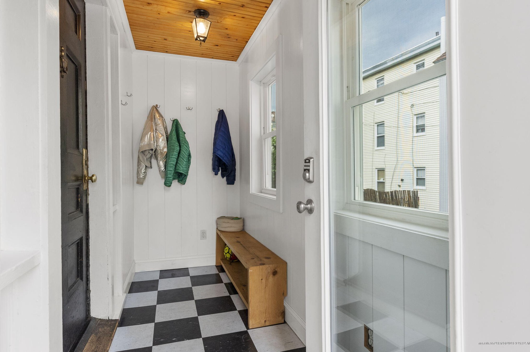 45 Tyng St, Portland ME  04102-3951 exterior