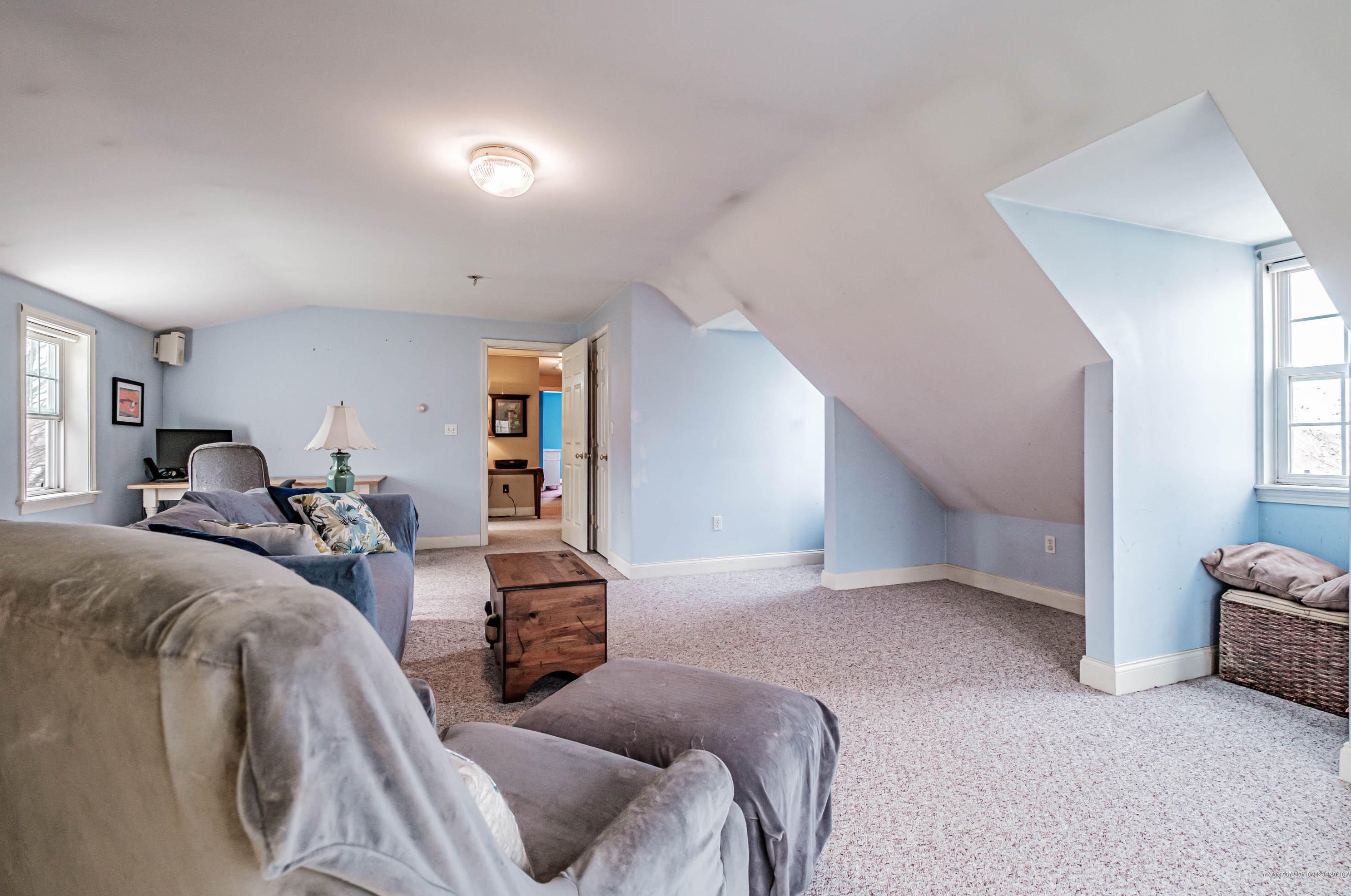 137 Brindle Cir, Portland ME  04106-6864 exterior