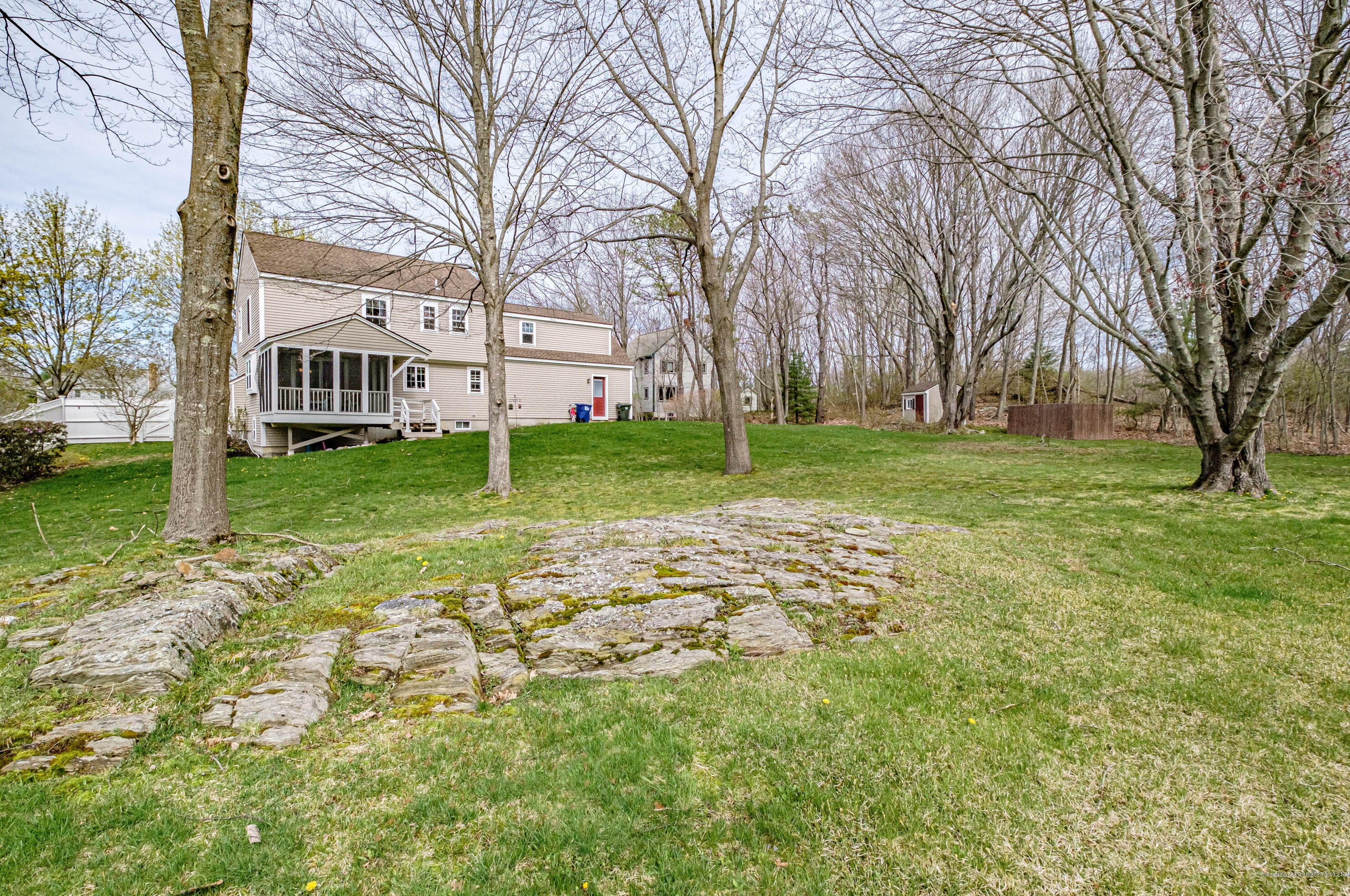 137 Brindle Cir, Portland ME  04106-6864 exterior