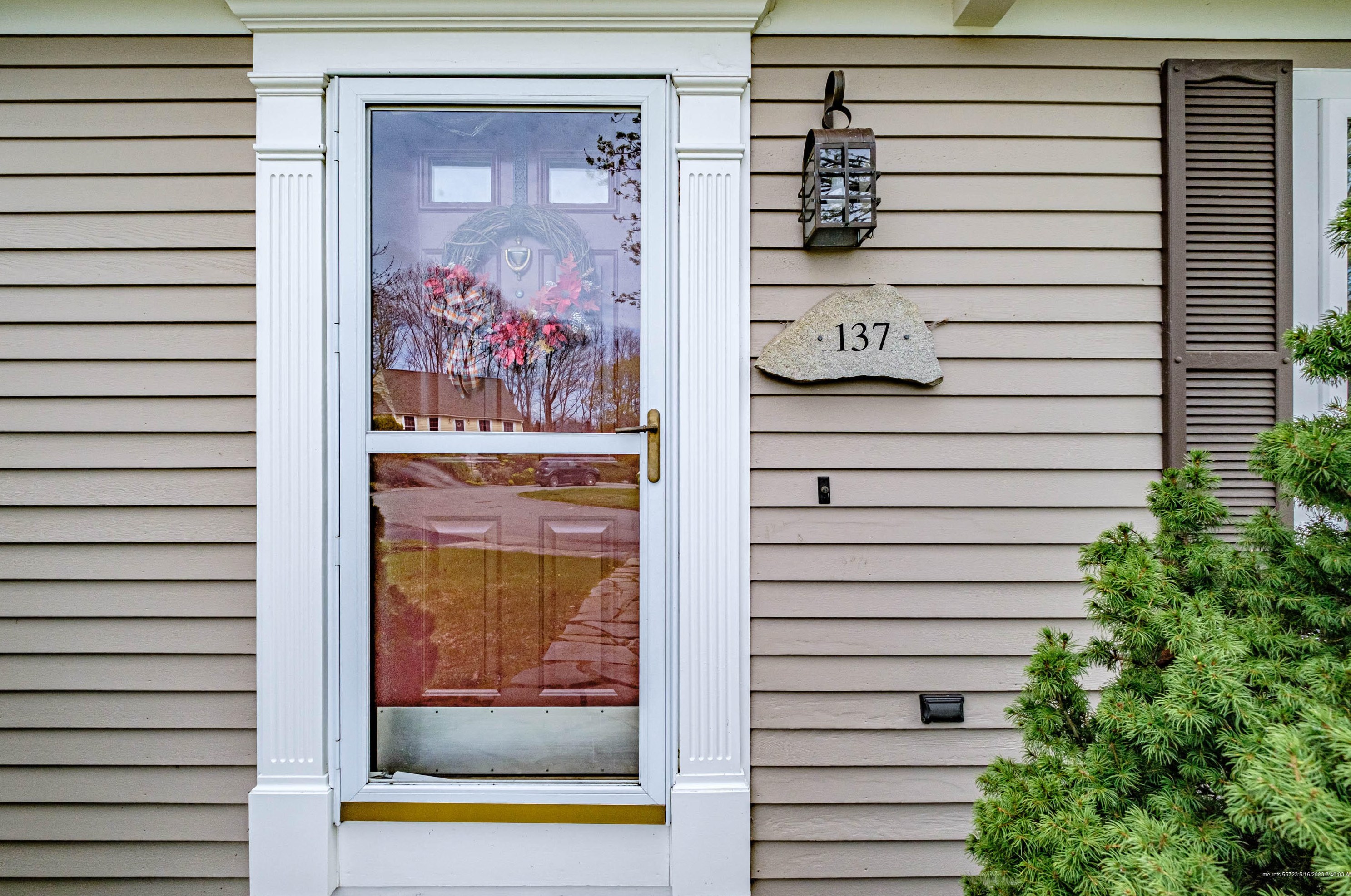 137 Brindle Cir, Portland, ME 04106-6864