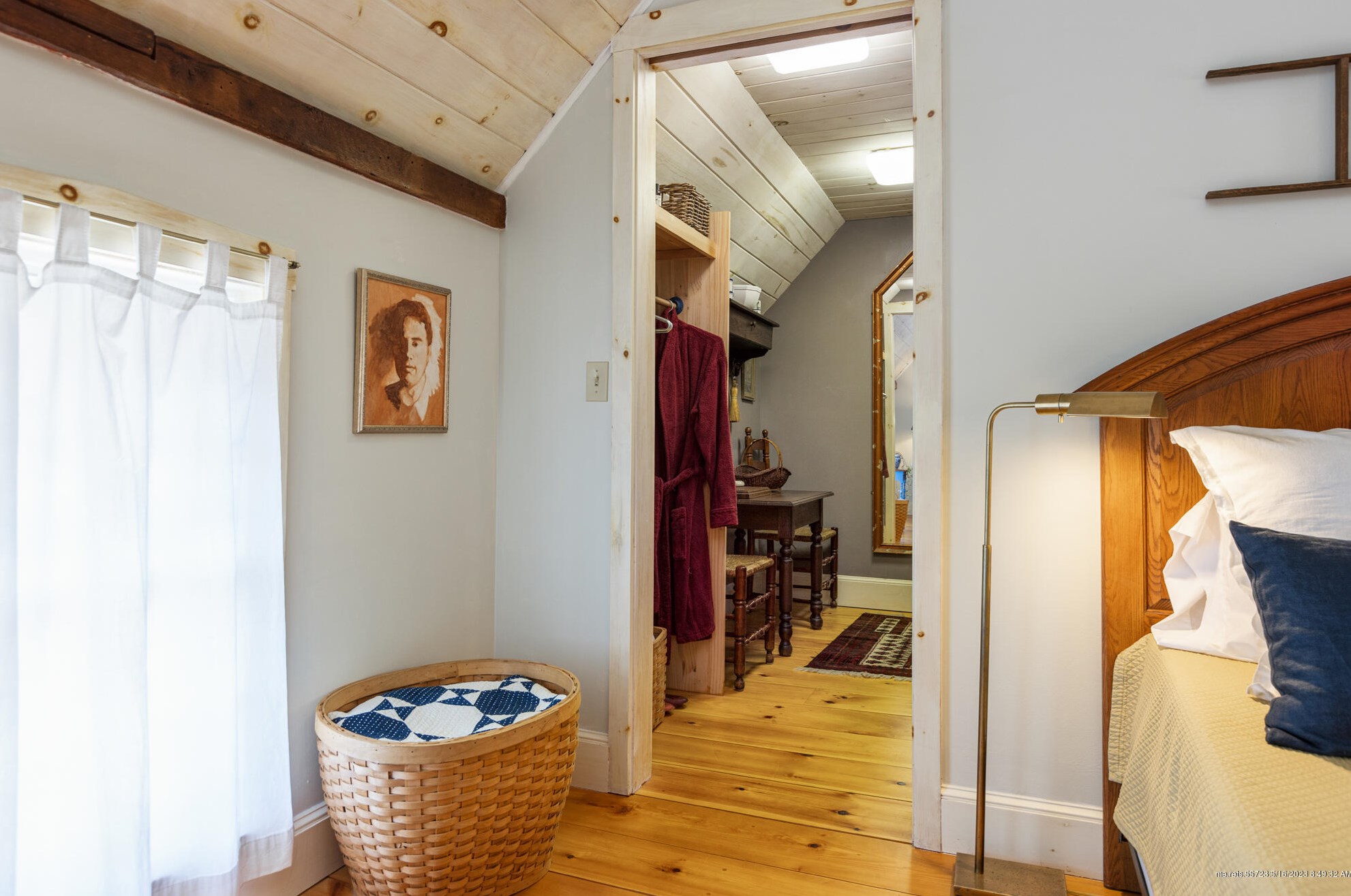 93 Angell Ave, Portland ME  04106-5002 exterior