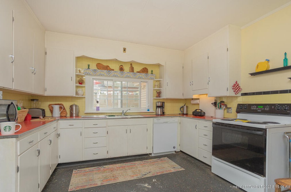 114 Perham St, Industry, ME 04938