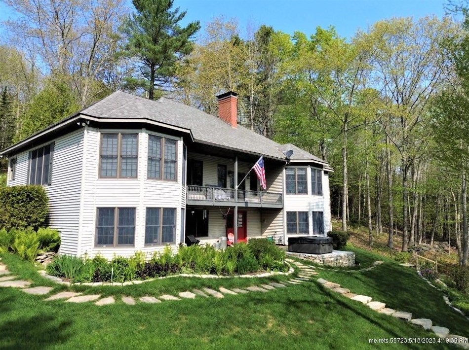 41 Morningside Pl, Prospect, ME 04981