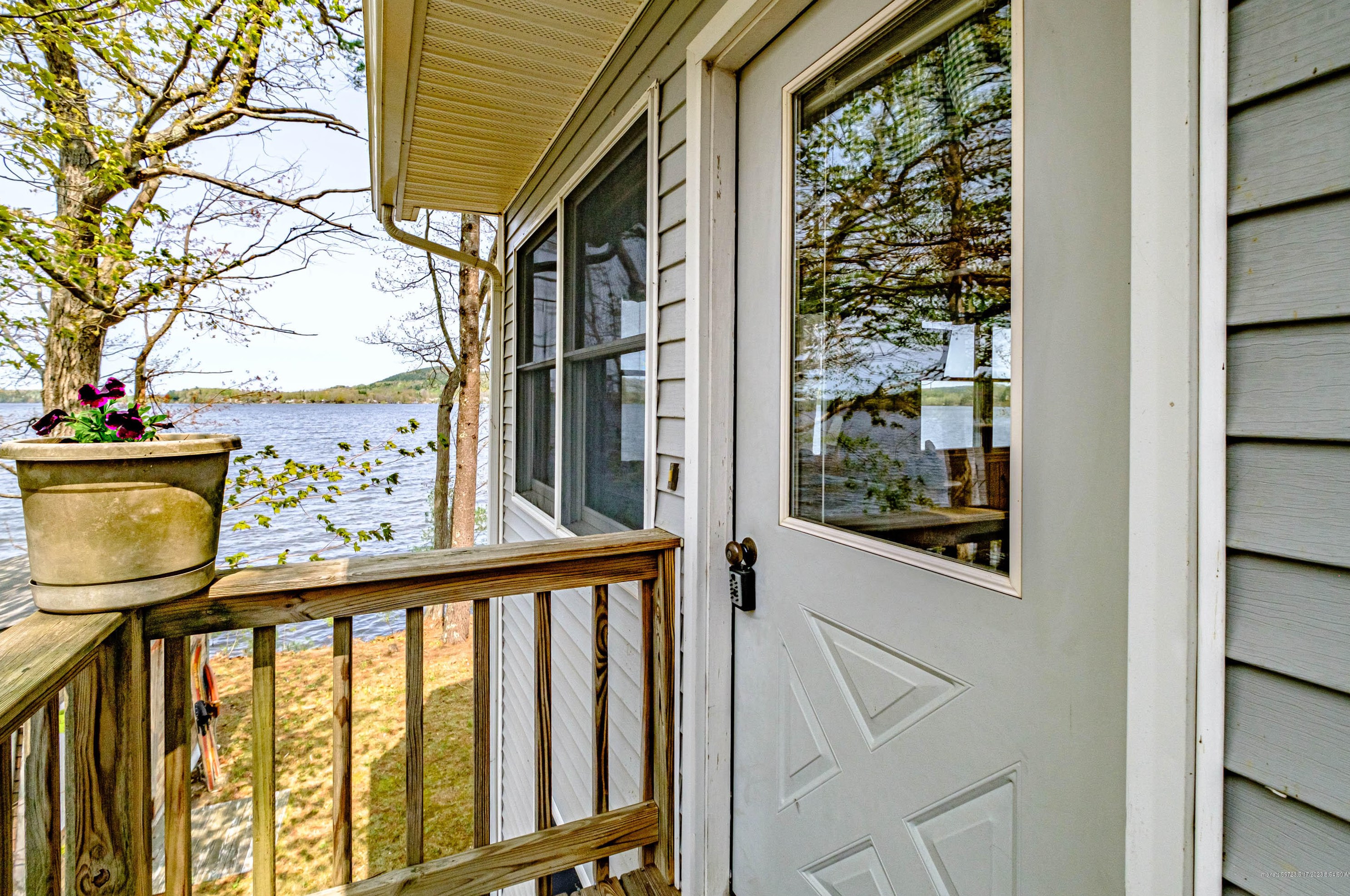 19 Dolar Dr, Wales, ME 04280