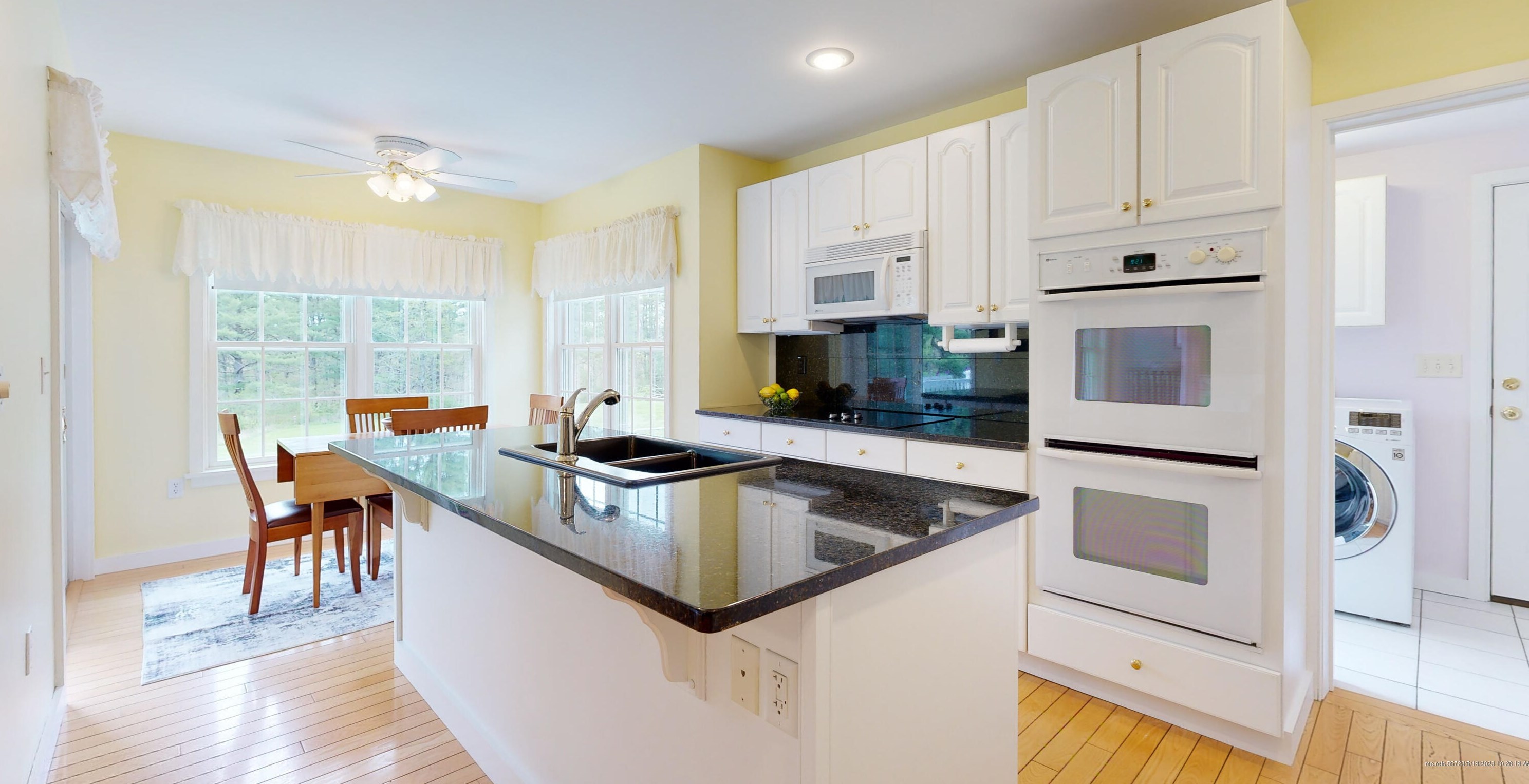 86 Back Meadow Dr, Warren, ME 04864