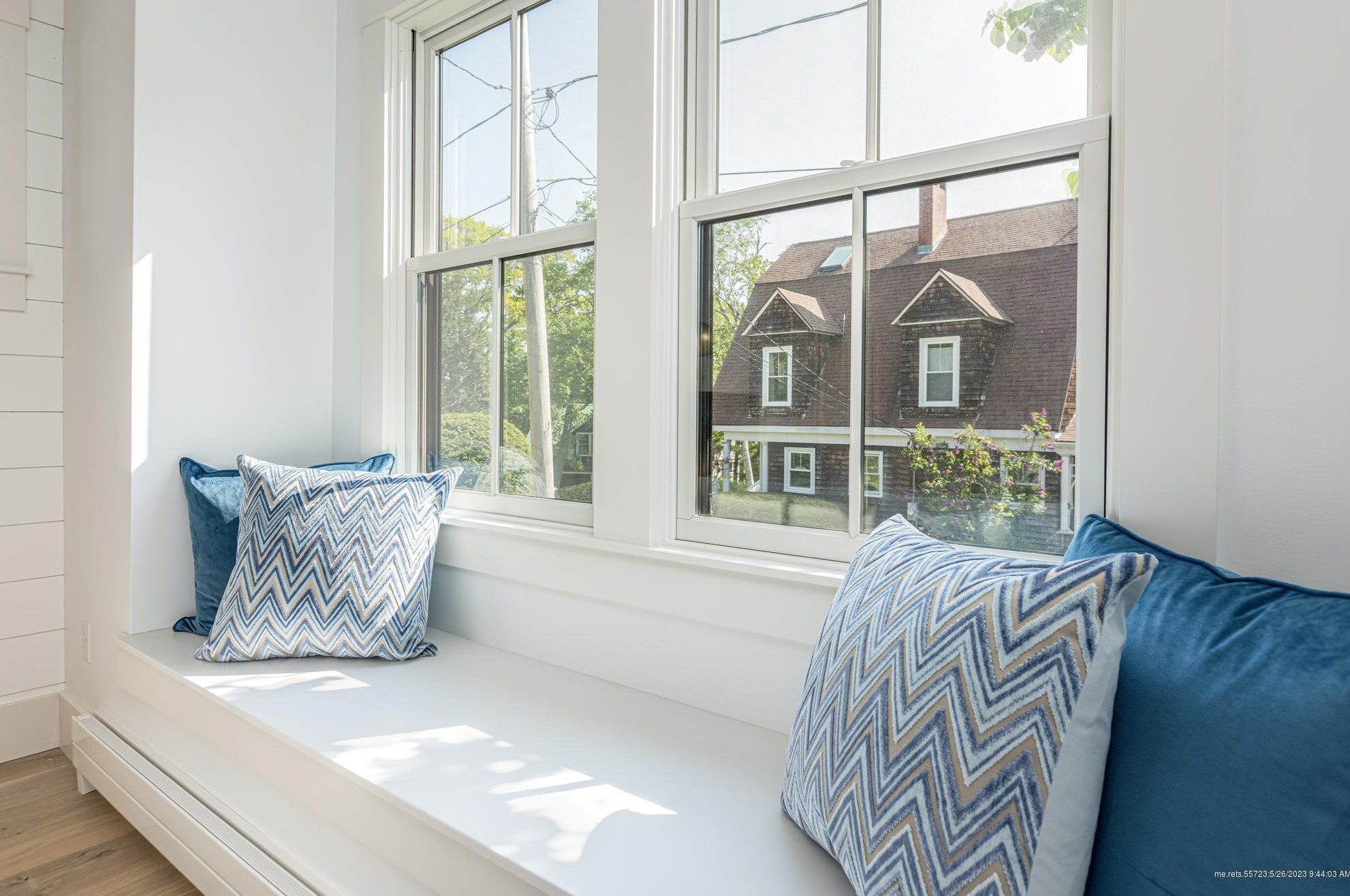 2 Summit Rd, Portland ME  04107-1327 exterior