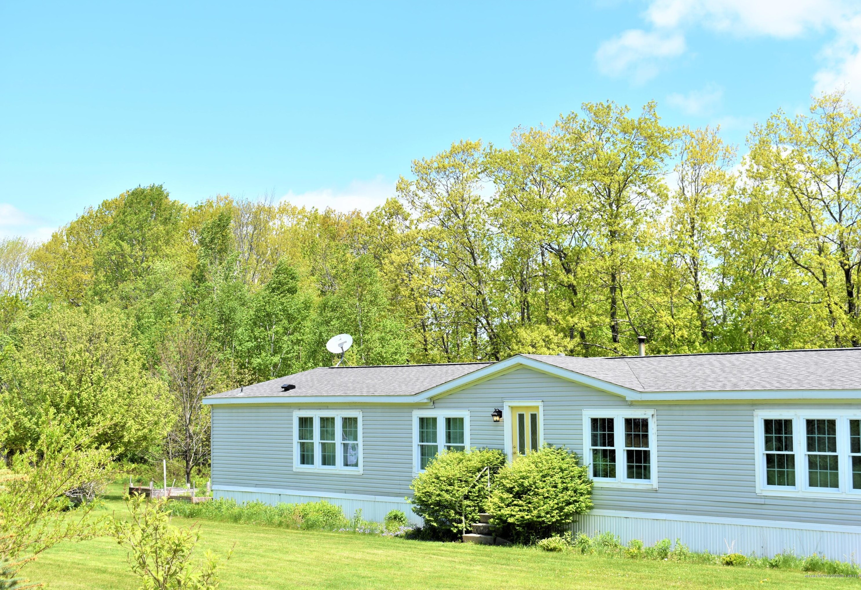 445 Center Minot Hill Rd, Minot, ME 04258