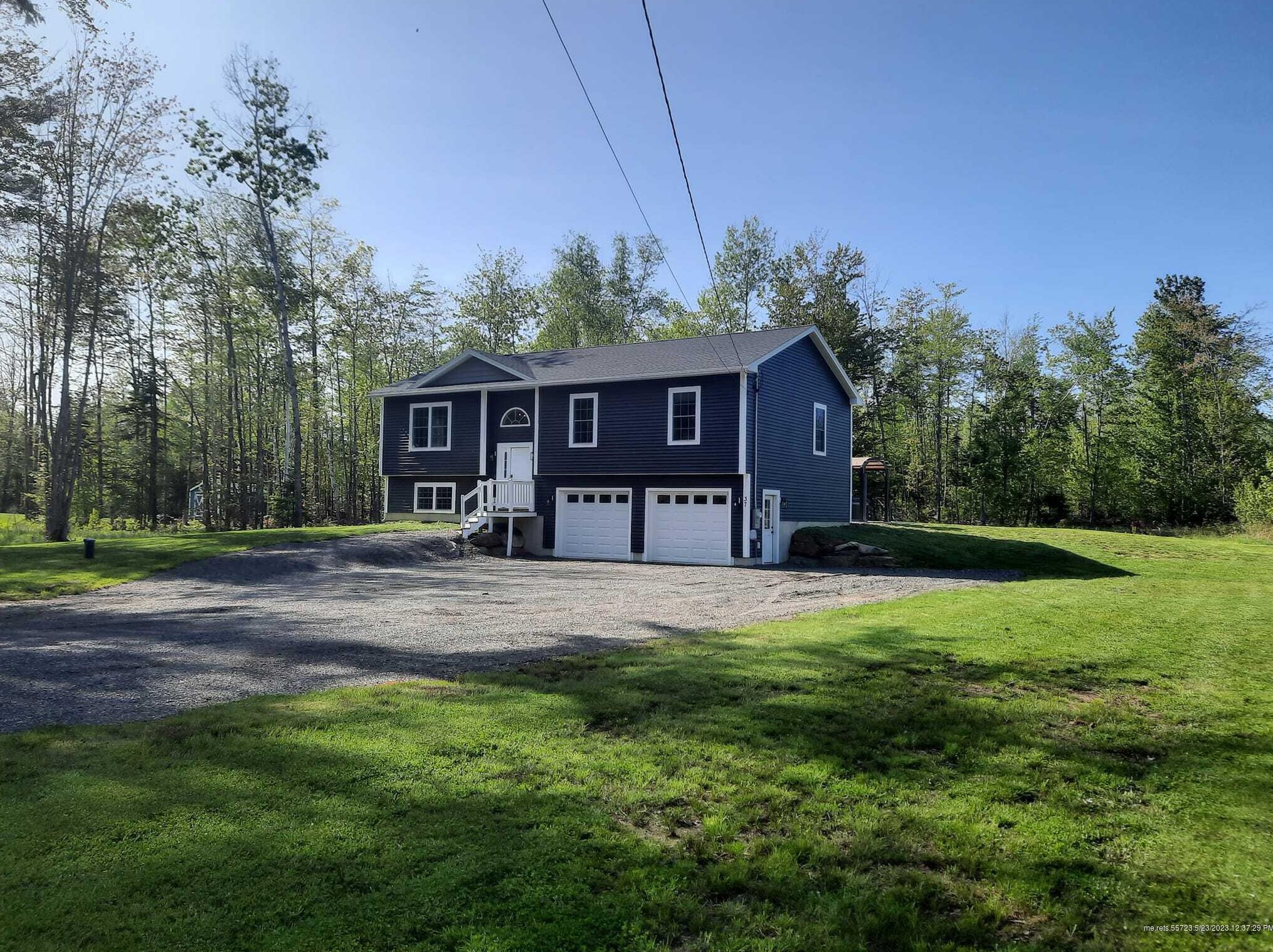 37 Clark Rd, Kenduskeag, ME 04450