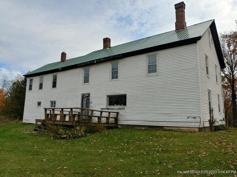 378 E Dover Rd, Sebec, ME 04426