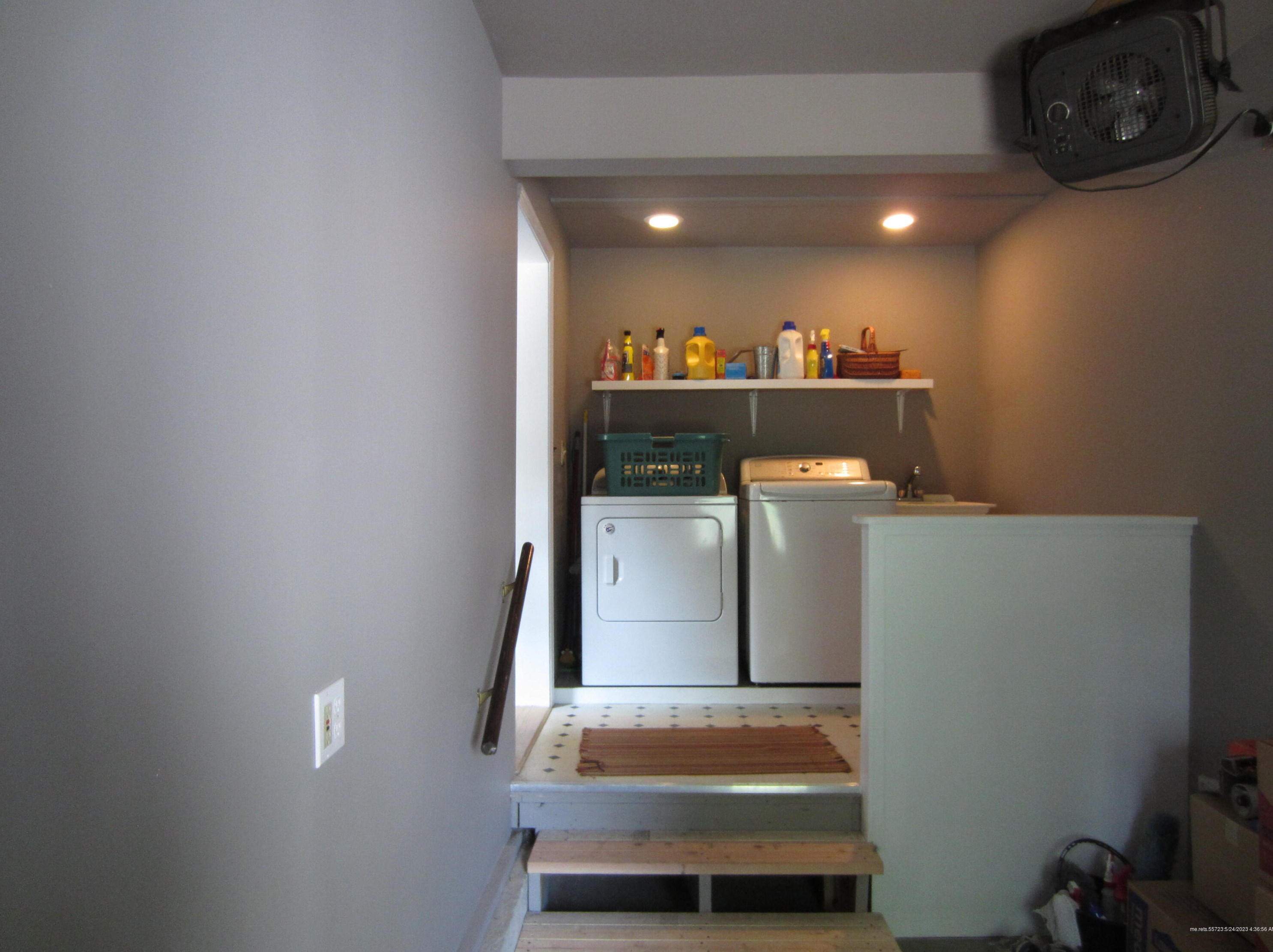 35 Columbus Cir, Lebanon, ME 04027