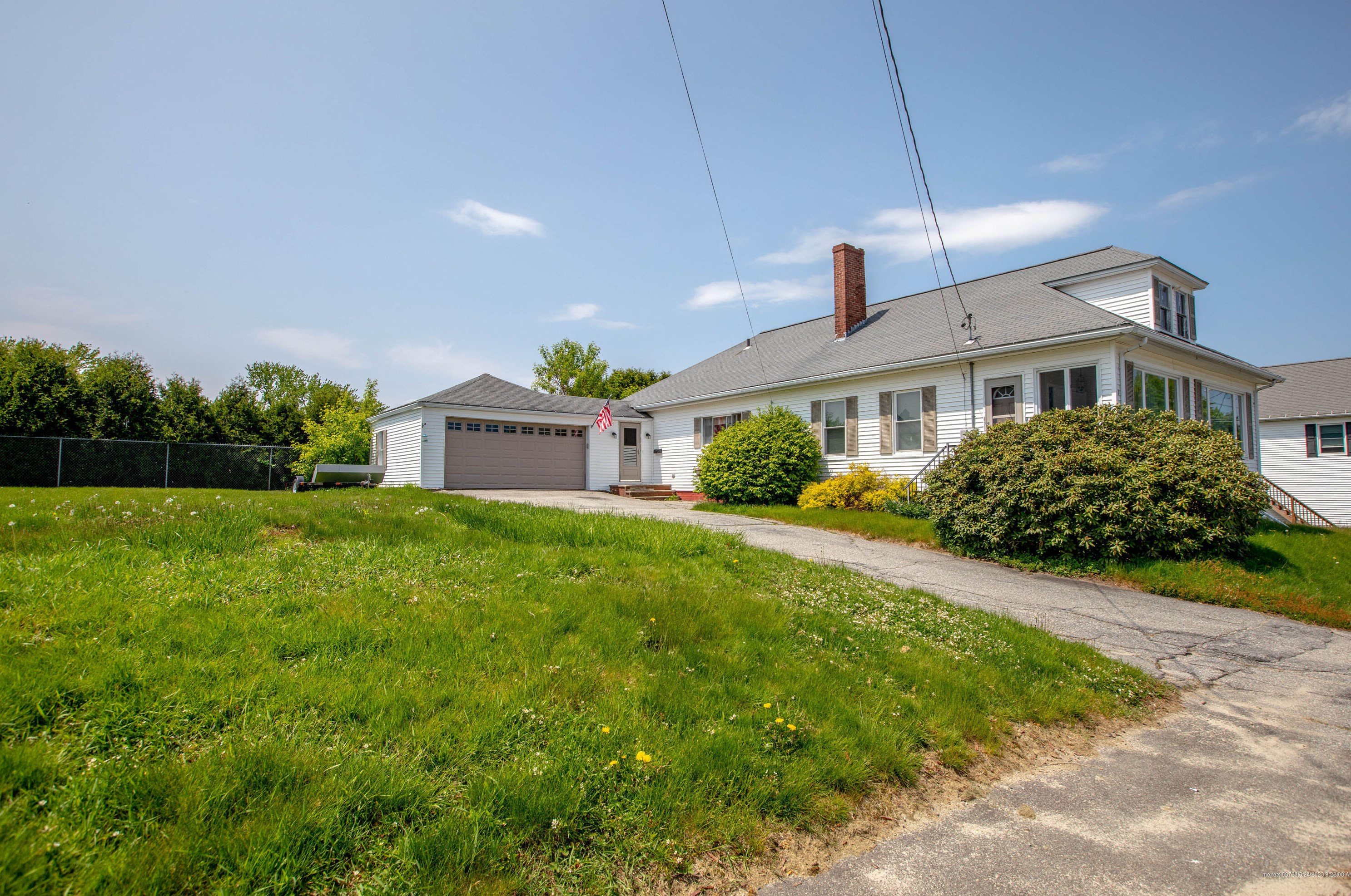 13 Homefield St, Lewiston, ME 04240