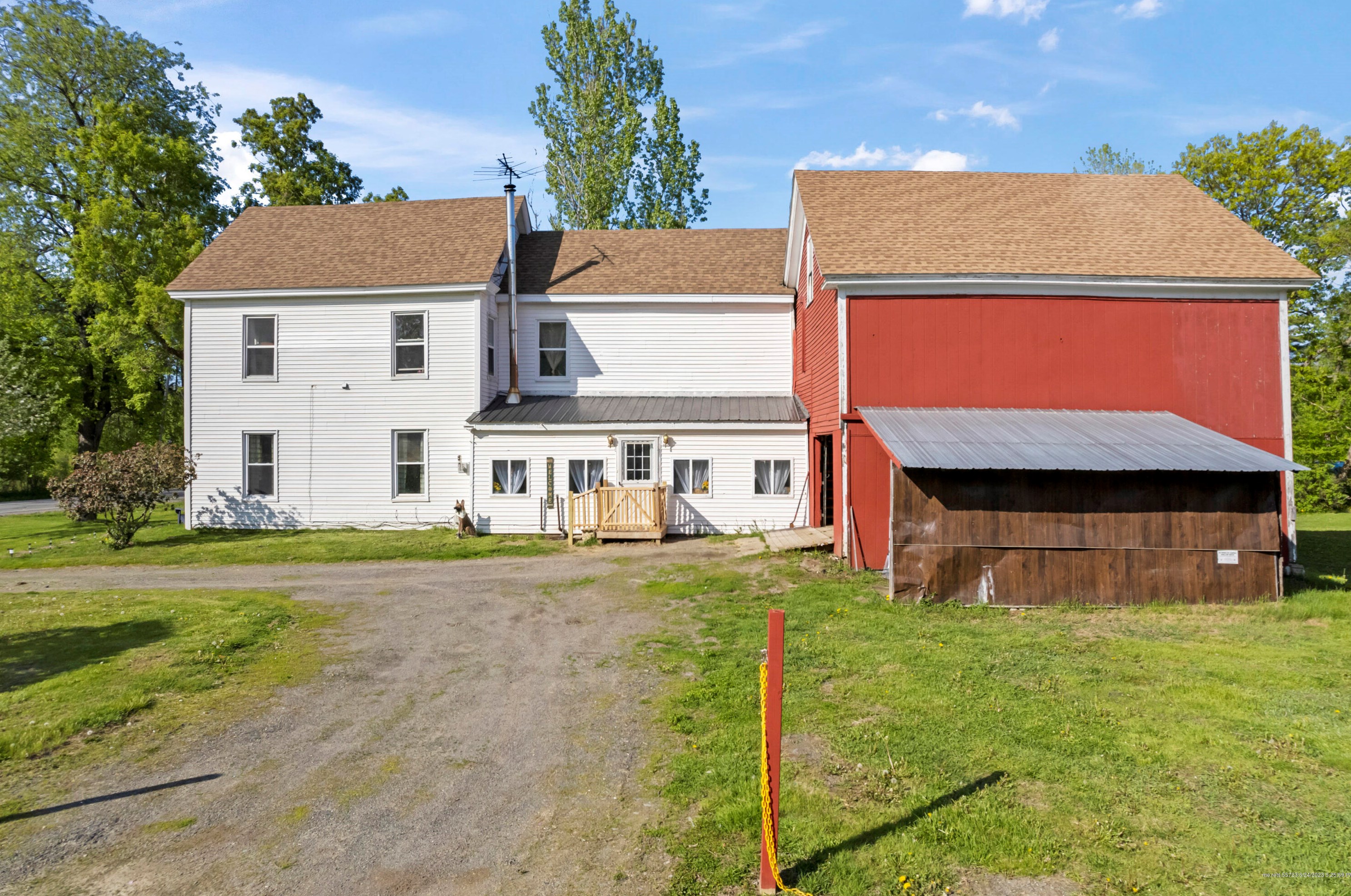 35 Pleasant St, Milo, ME 04463