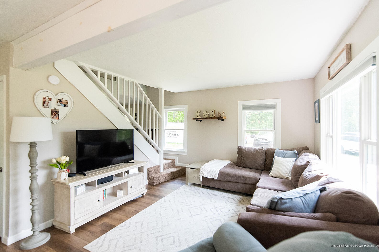 84 Albion Rd, Windham ME  04062-4355 exterior