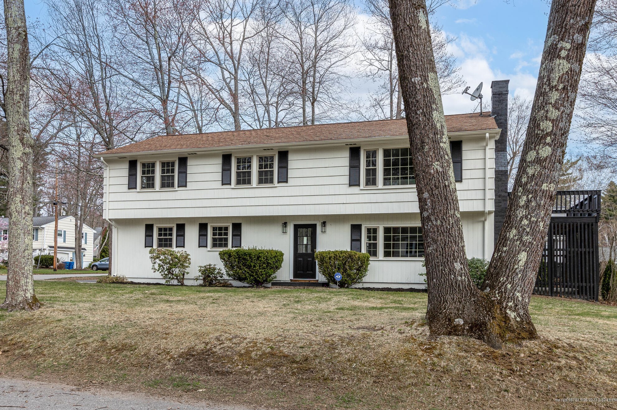 16 Heather Rd, Portland, ME 04103