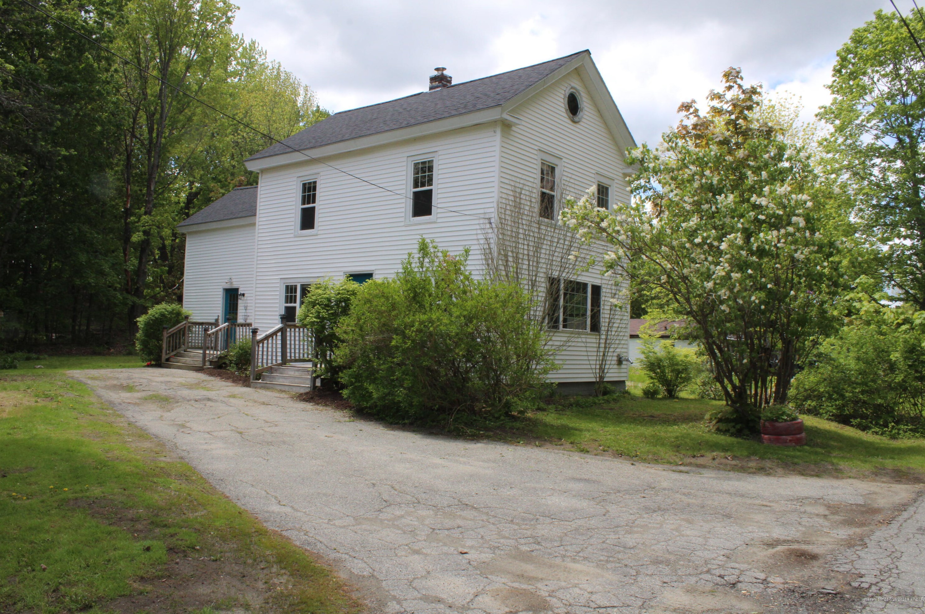 34 Ash St, Pittston, ME 04345