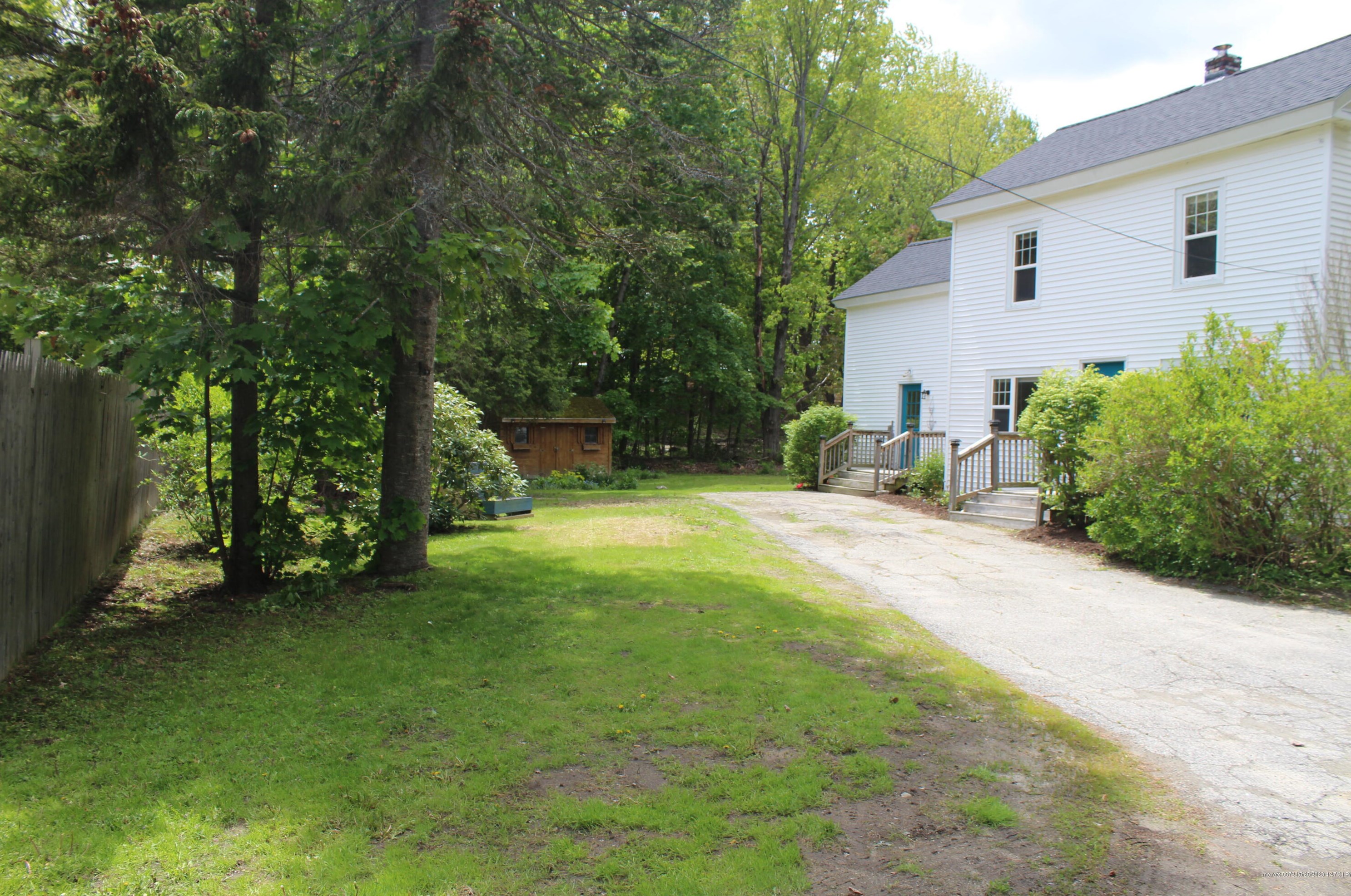 34 Ash St, Pittston ME  04345-1911 exterior
