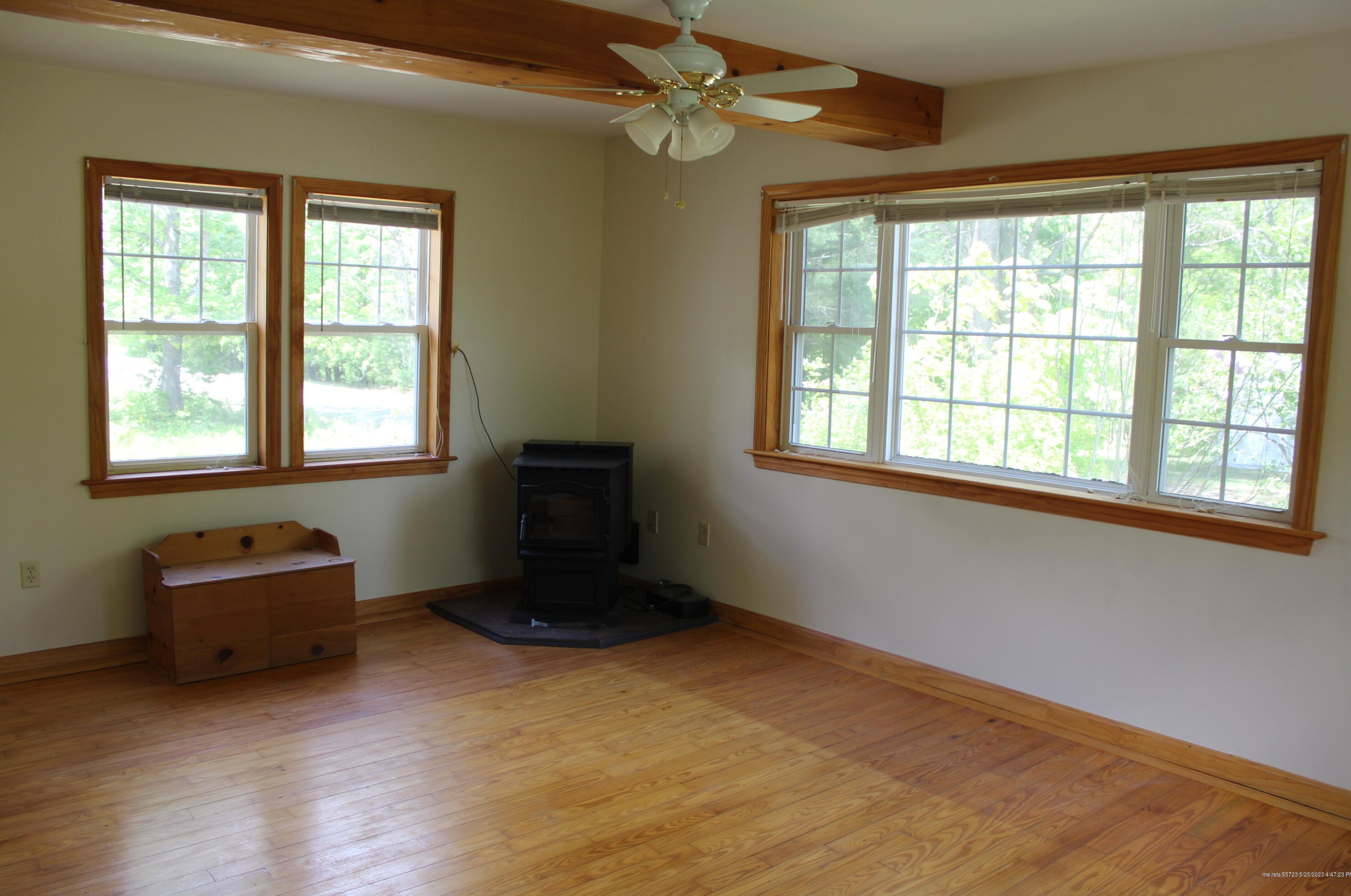 34 Ash St, Pittston ME  04345-1911 exterior