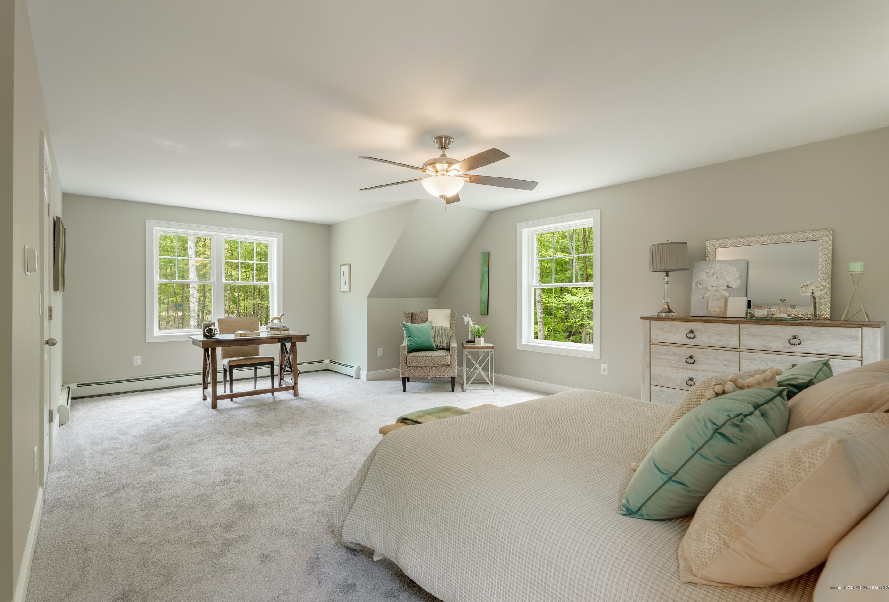 19 Treasure Ln, Windham ME  04062 exterior