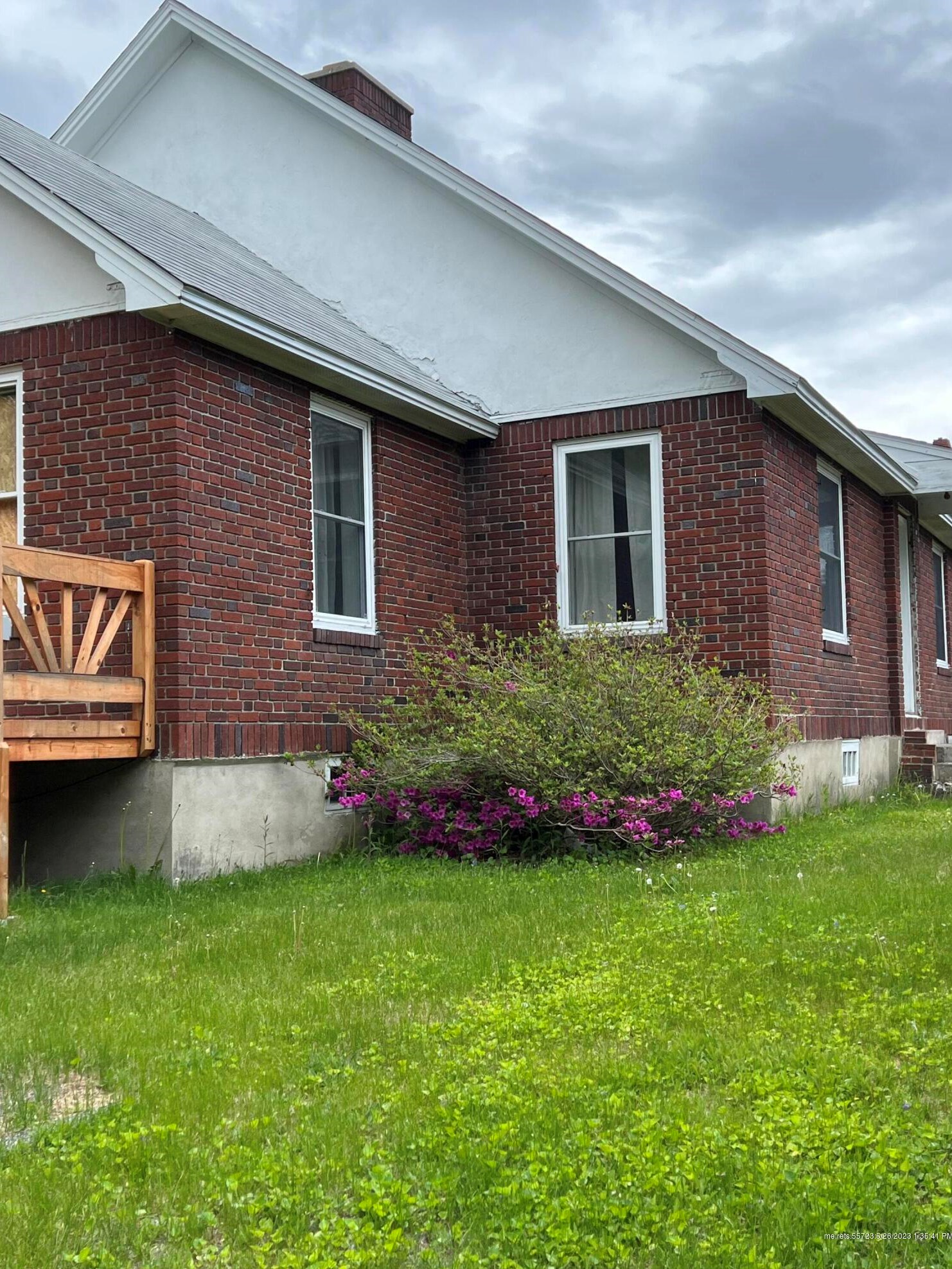 17 Maxim St, Madison, ME 04950-1500