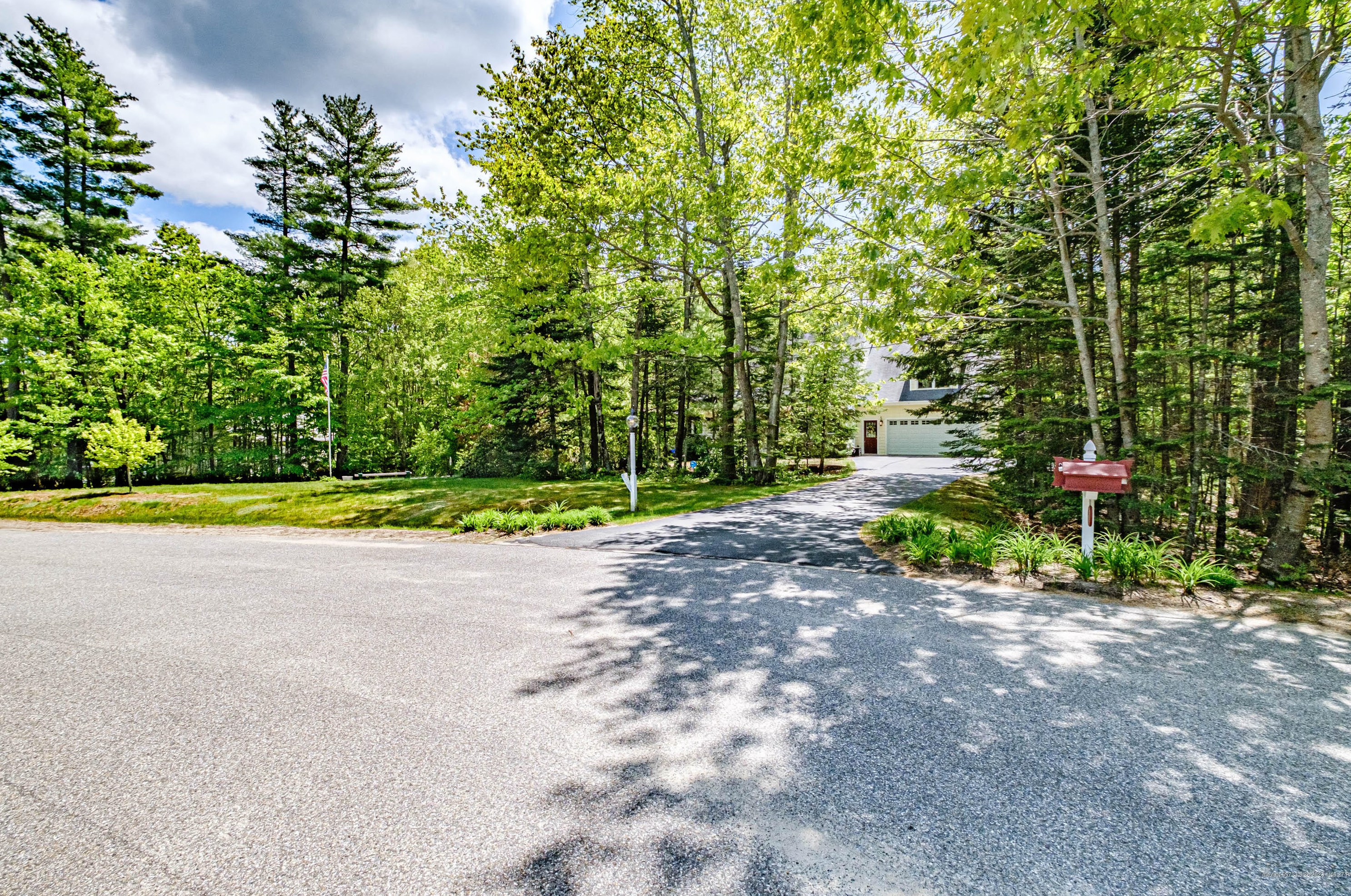 6 Heathwood Ln, Scarborough, ME 04074-8439