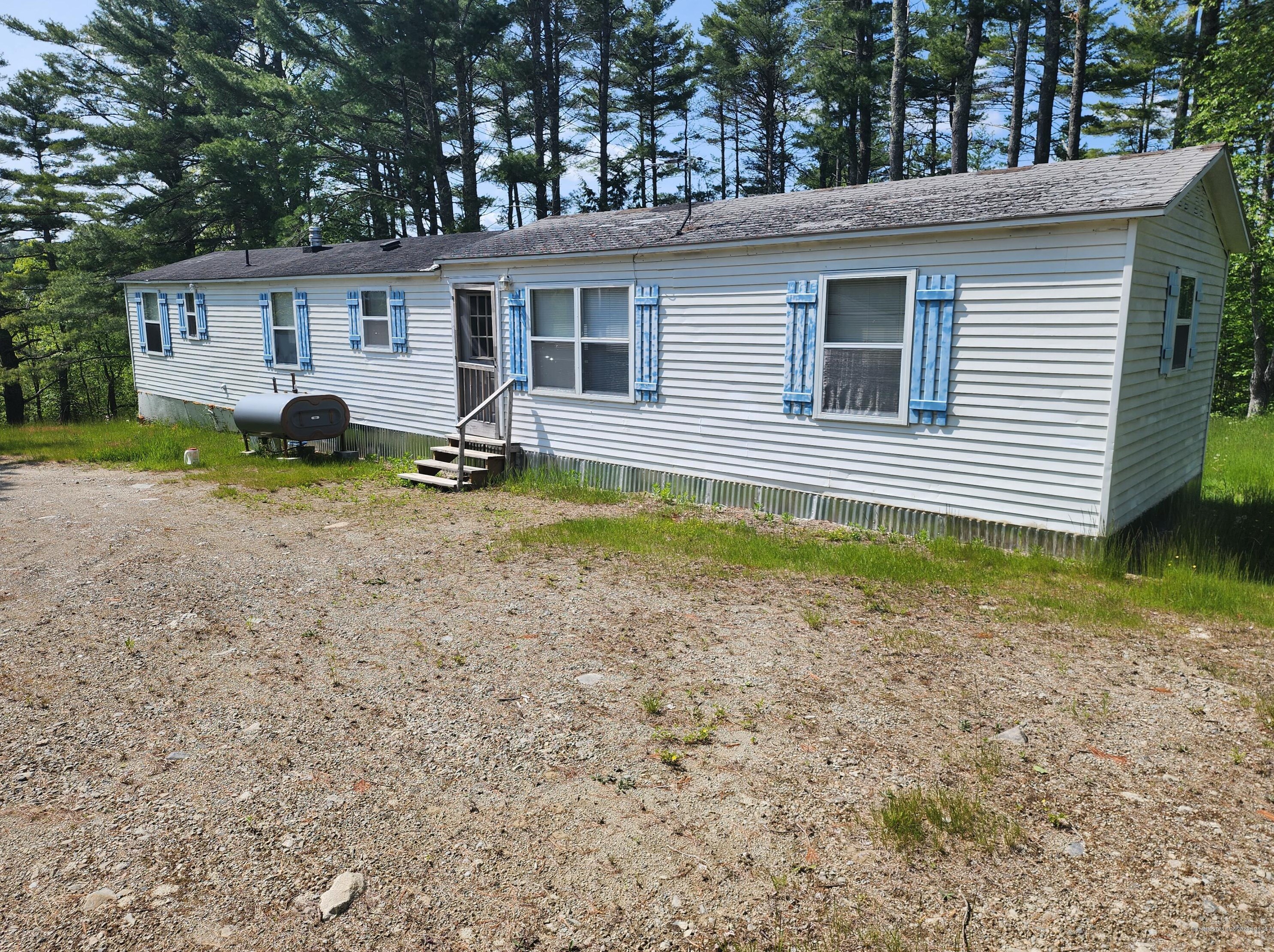 25 Old County Rd, Nobleboro, ME 04555-9516