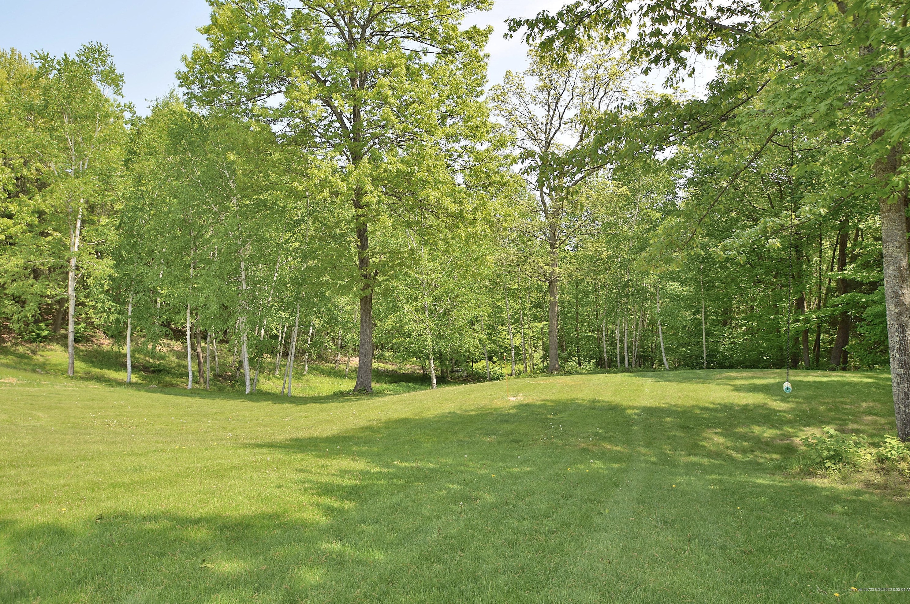 4 Victoria Ln, Portland ME  04105-2541 exterior