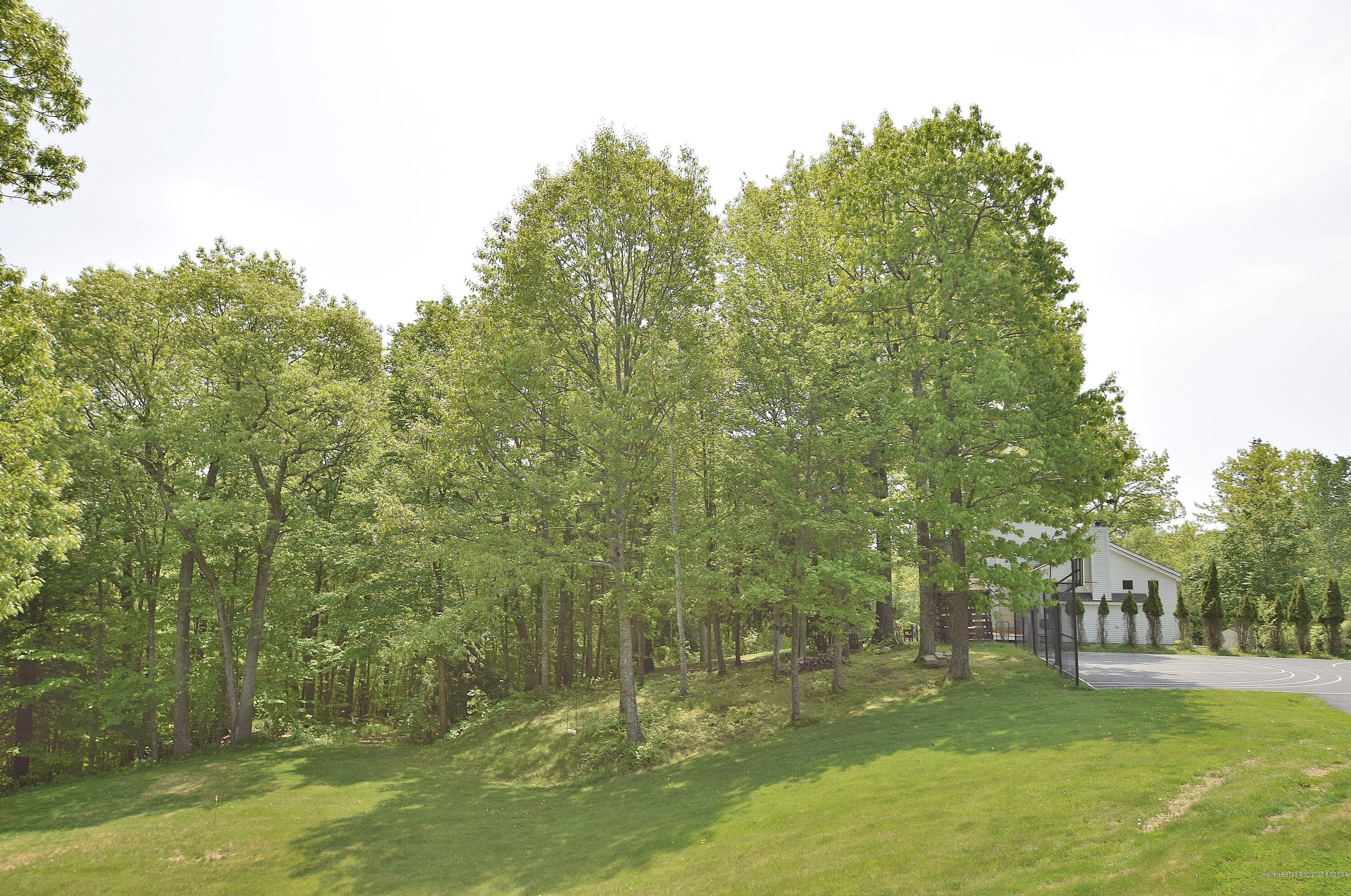 4 Victoria Ln, Portland ME  04105-2541 exterior