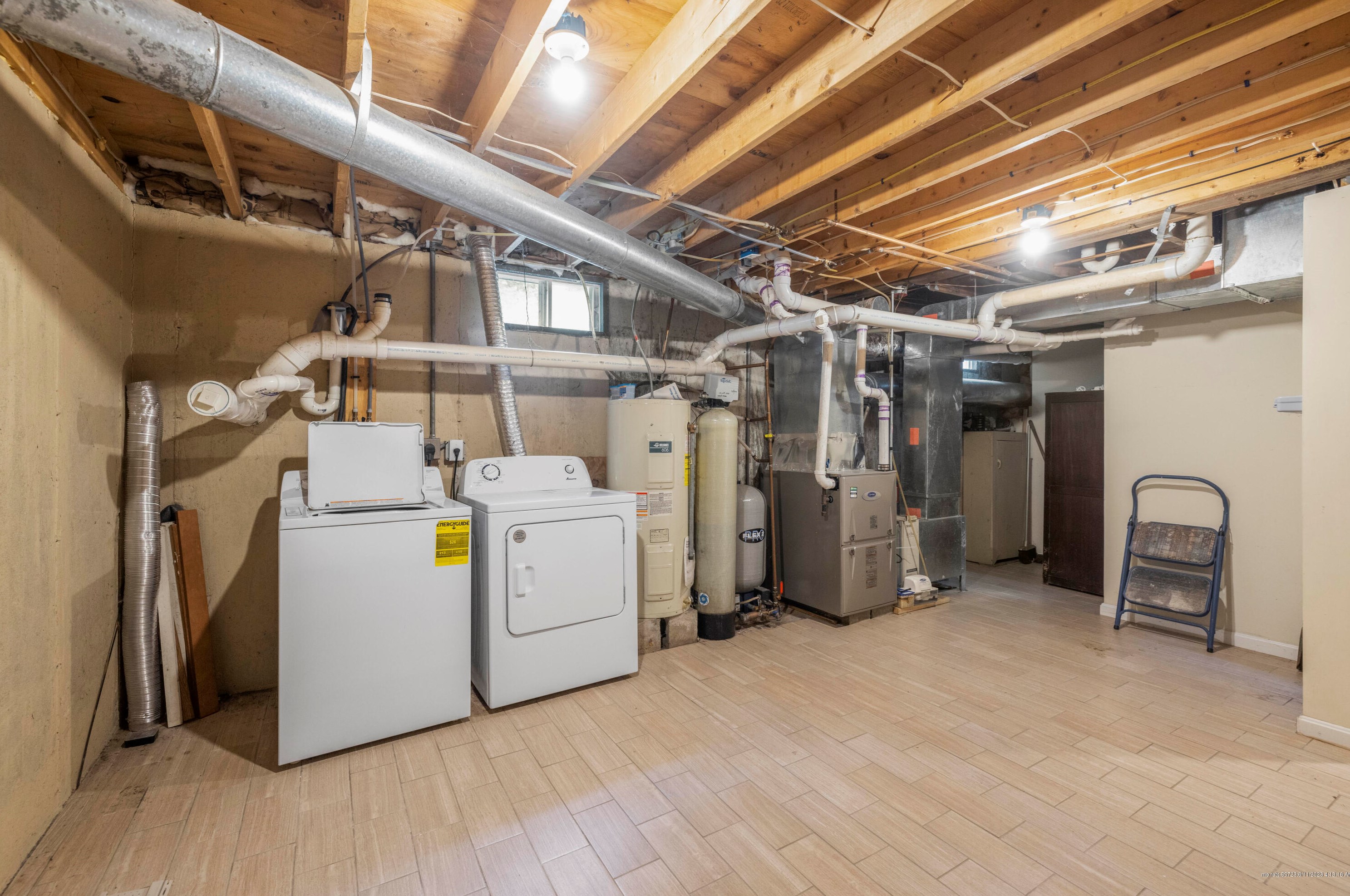 93 Rockaway Rd, Portland ME 04108-1543 exterior