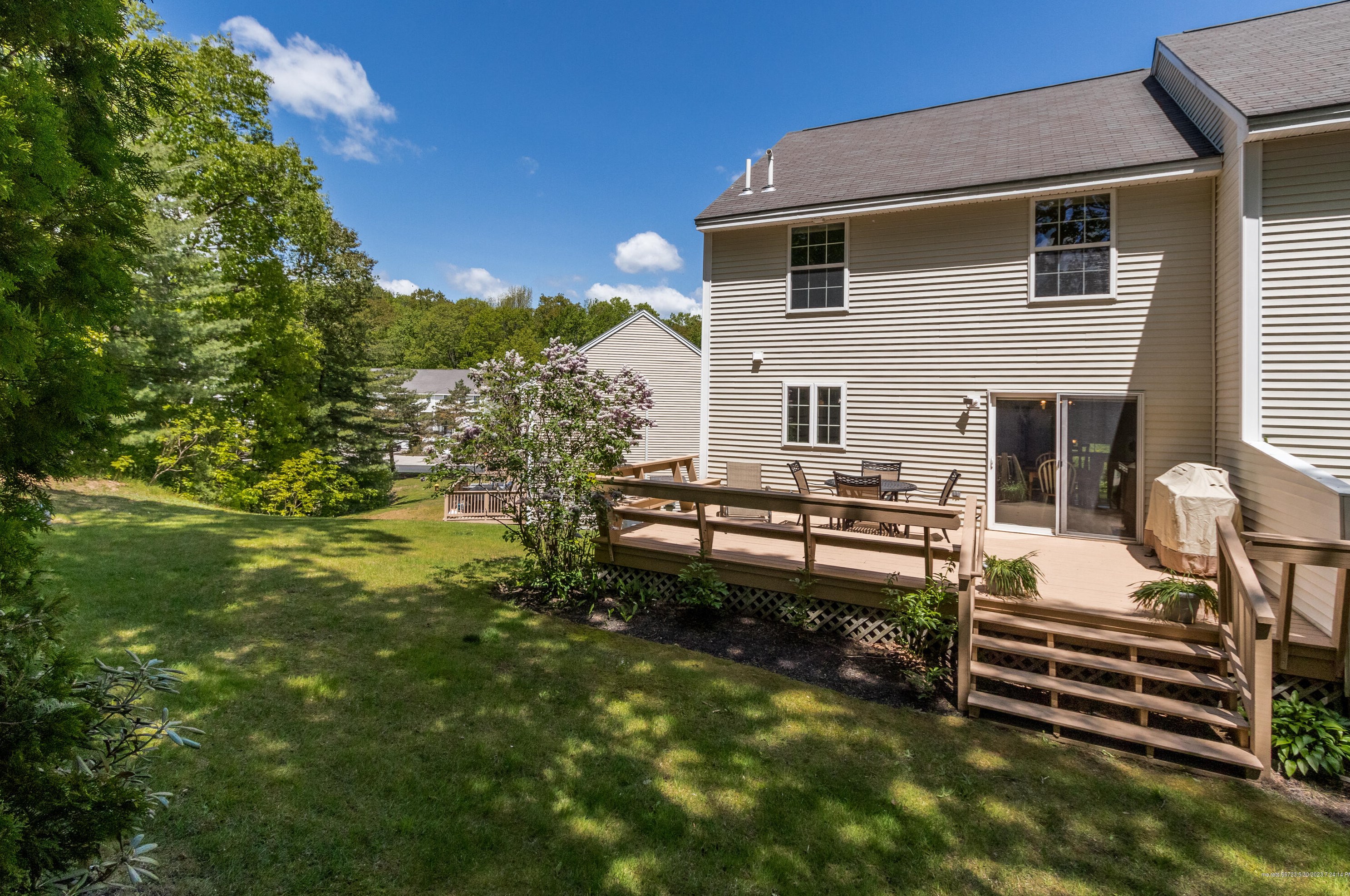 96 Ashley Ln, Portland ME  04103-2789 exterior