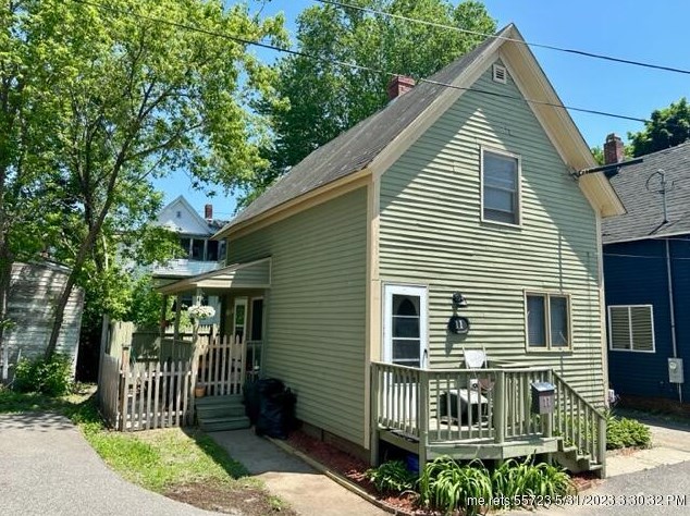 11 Spruce Ct, Sanford, ME 04073
