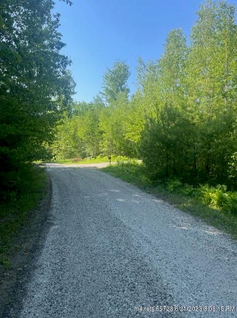 15 Brookside Dr, Buxton, ME 04093