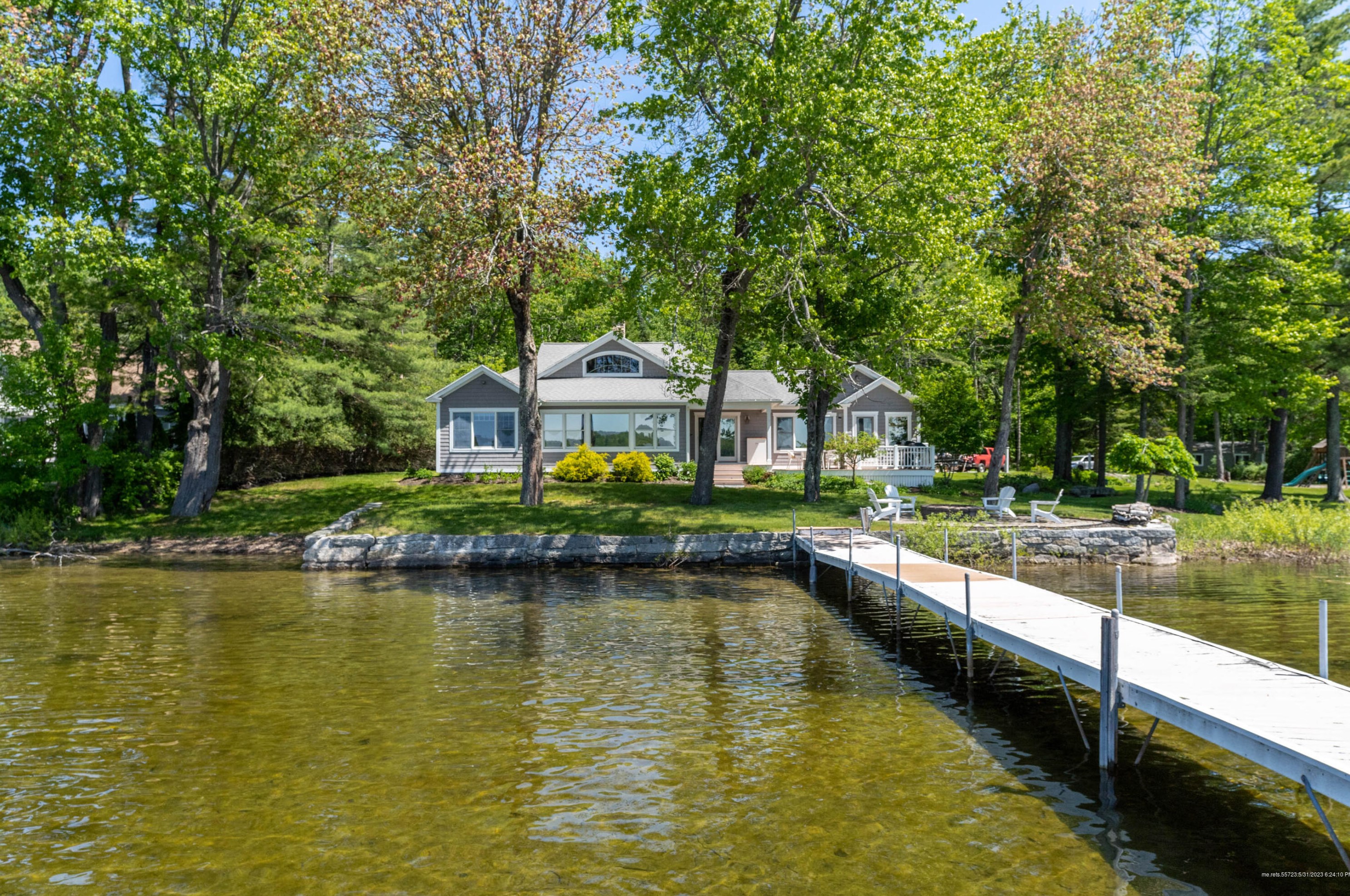 10 Nantucket Ln, Windham, ME 04062