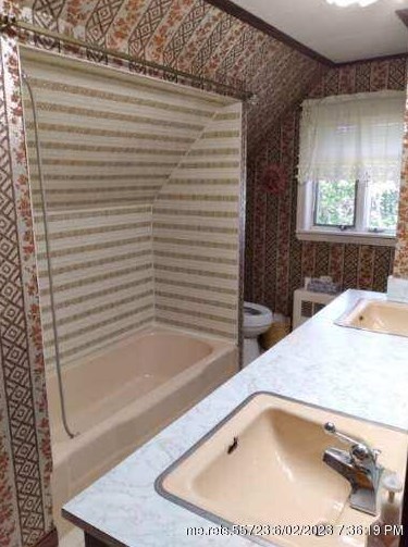 5 Maple St, Fort Kent ME  04743-1427 exterior