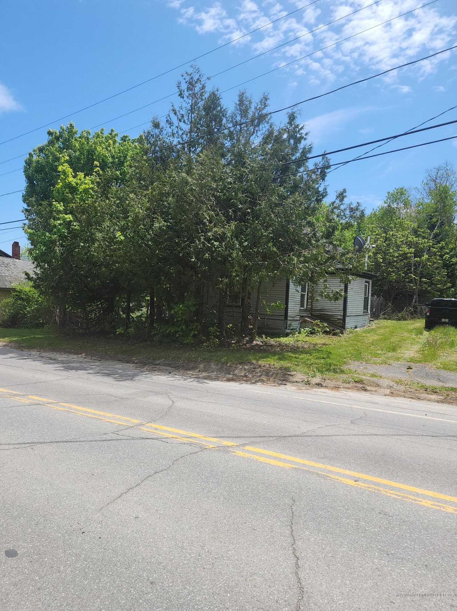 11 E Main St, Monroe, ME 04951