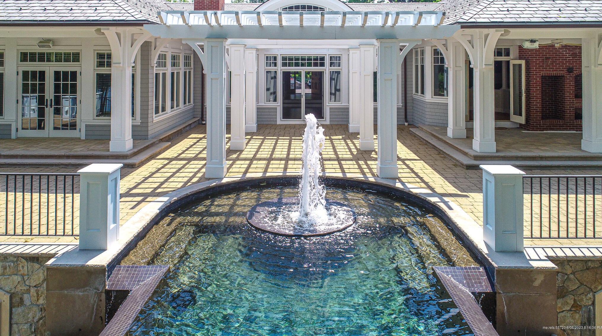 76 Southside Rd, York, ME 03909