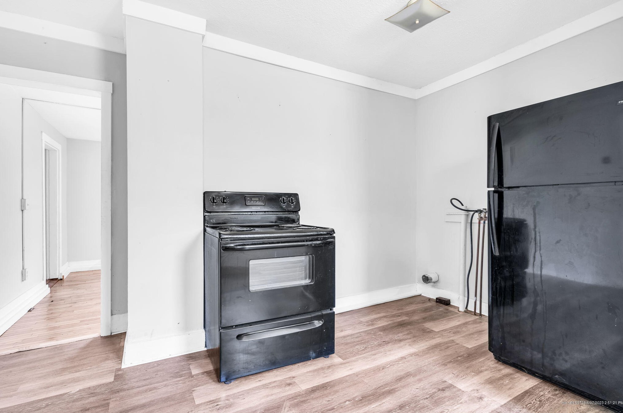 6 Mt Vernon St, Biddeford, ME 04005