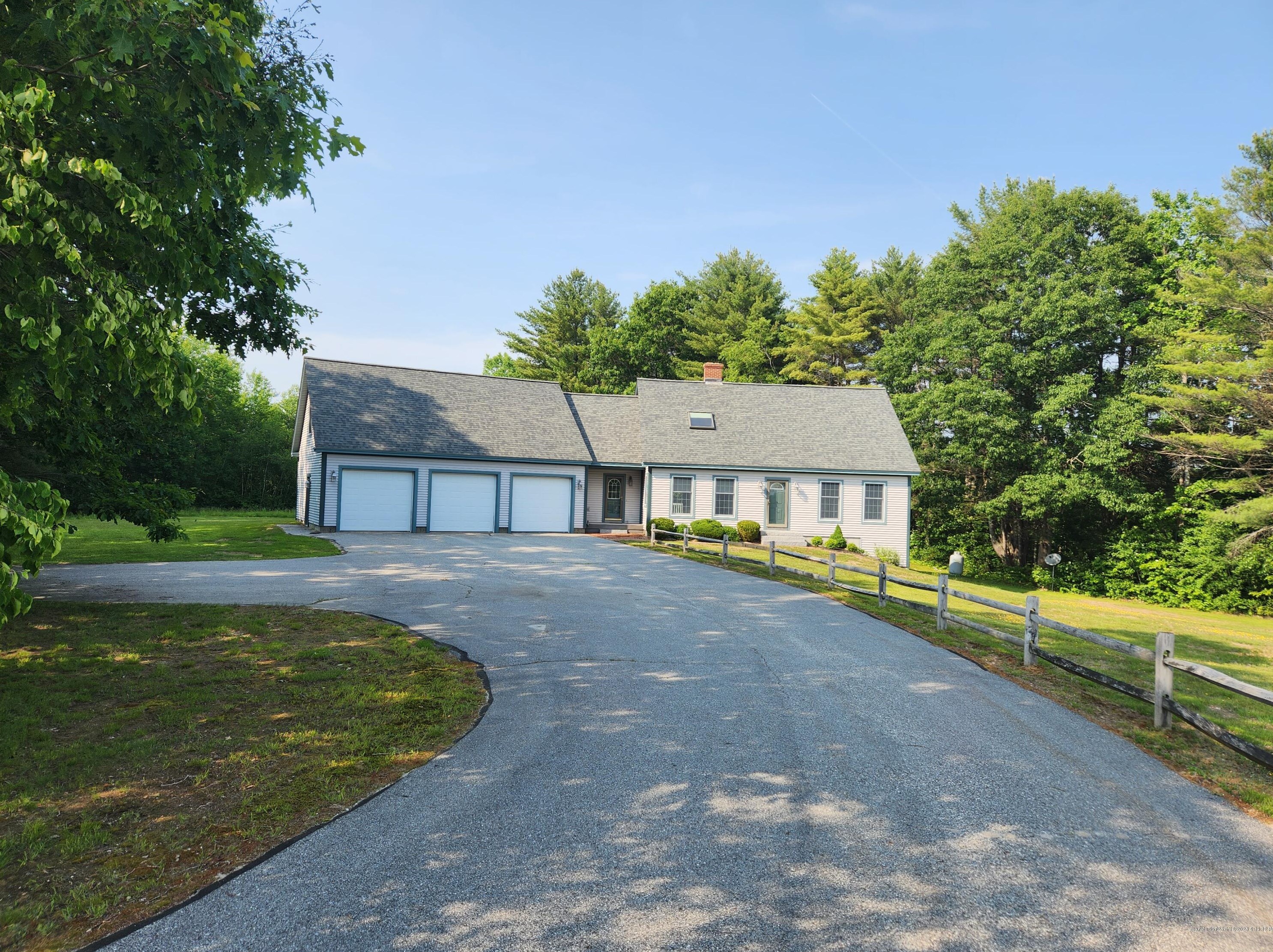 230 Merrill Hill Rd, Hebron, ME 04238-3576