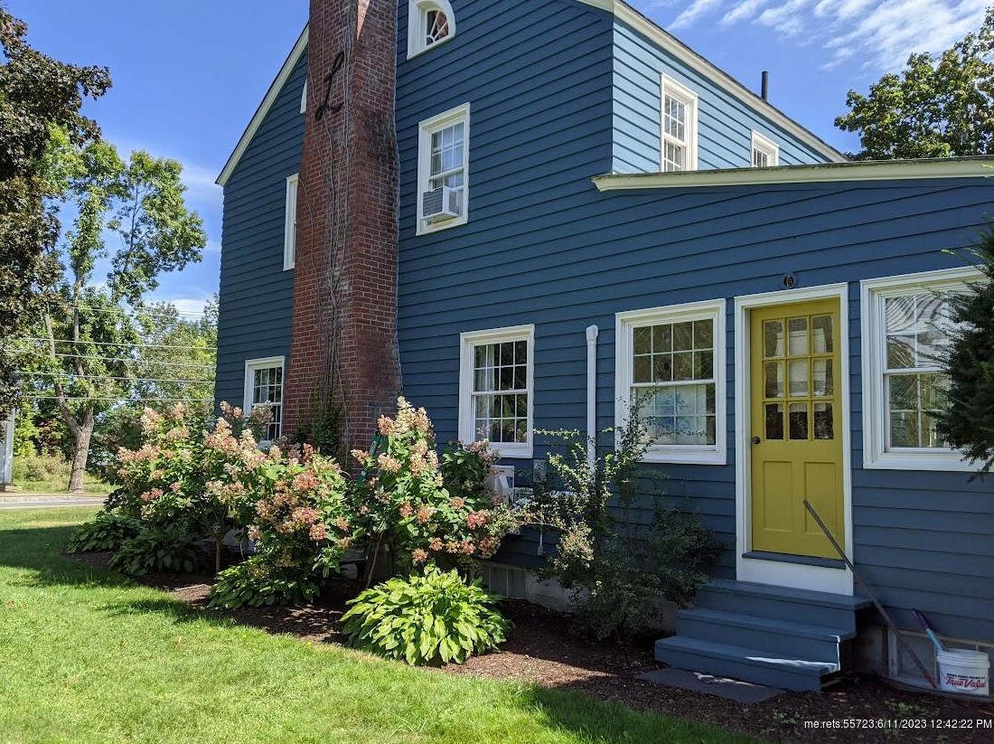 832 Main St, Sebec ME  04426-1335 exterior