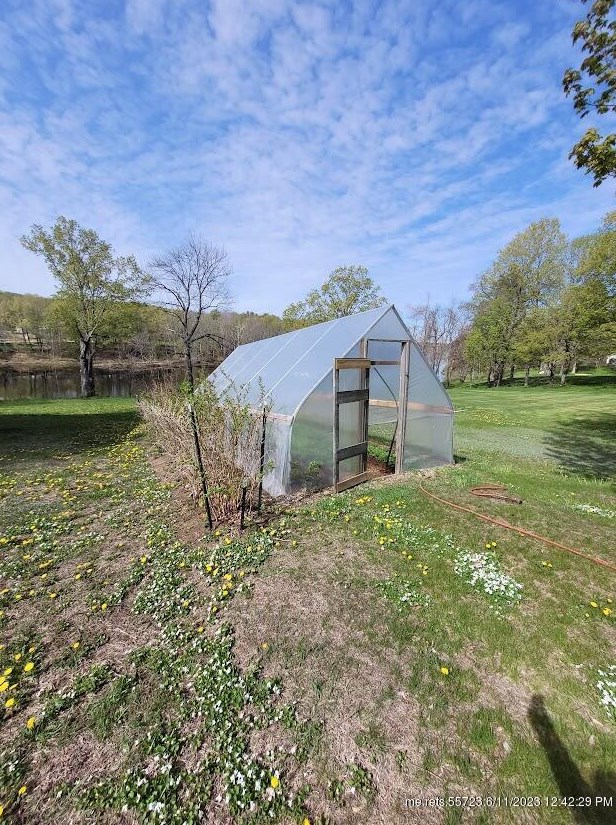 832 Main St, Sebec ME  04426-1335 exterior