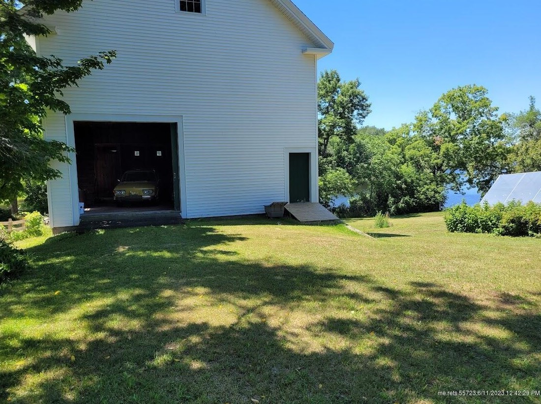 832 Main St, Sebec ME  04426-1335 exterior