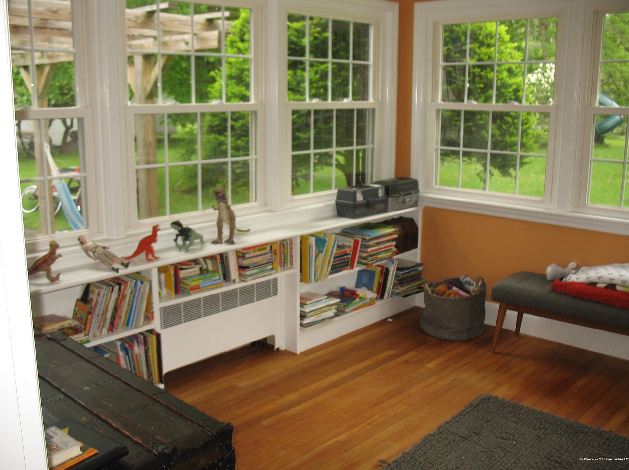 832 Main St, Sebec ME  04426-1335 exterior