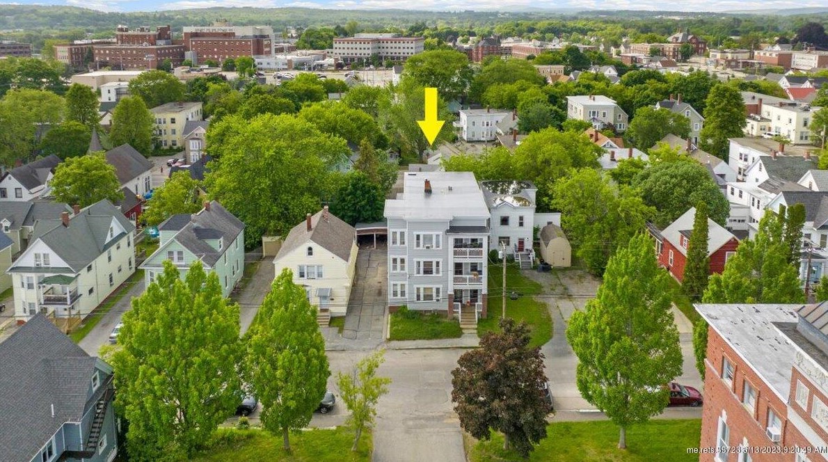 24 Wood St, Lewiston, ME 04240