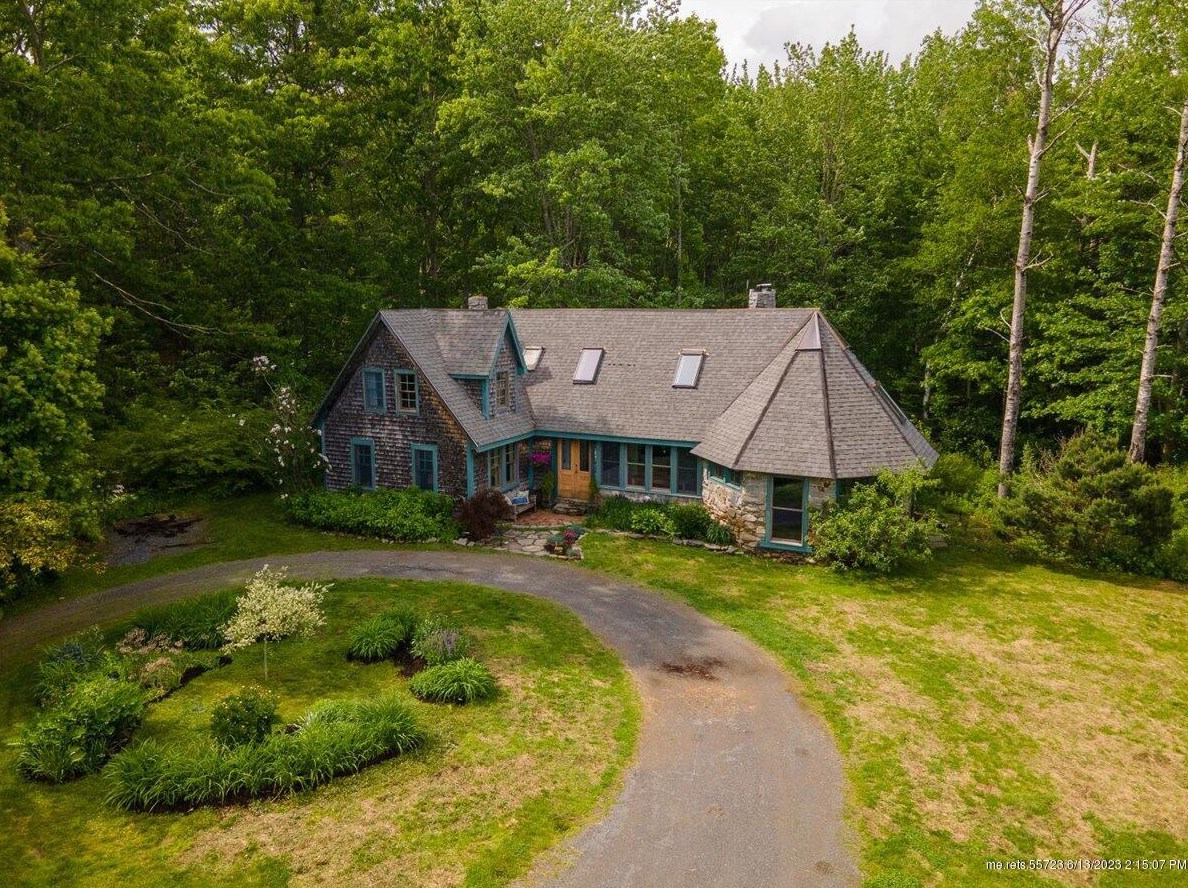 19 Winterberry Ln, Union, ME 04862-3044