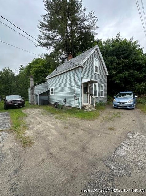 27 S Main St, Mechanic Falls, ME 04256