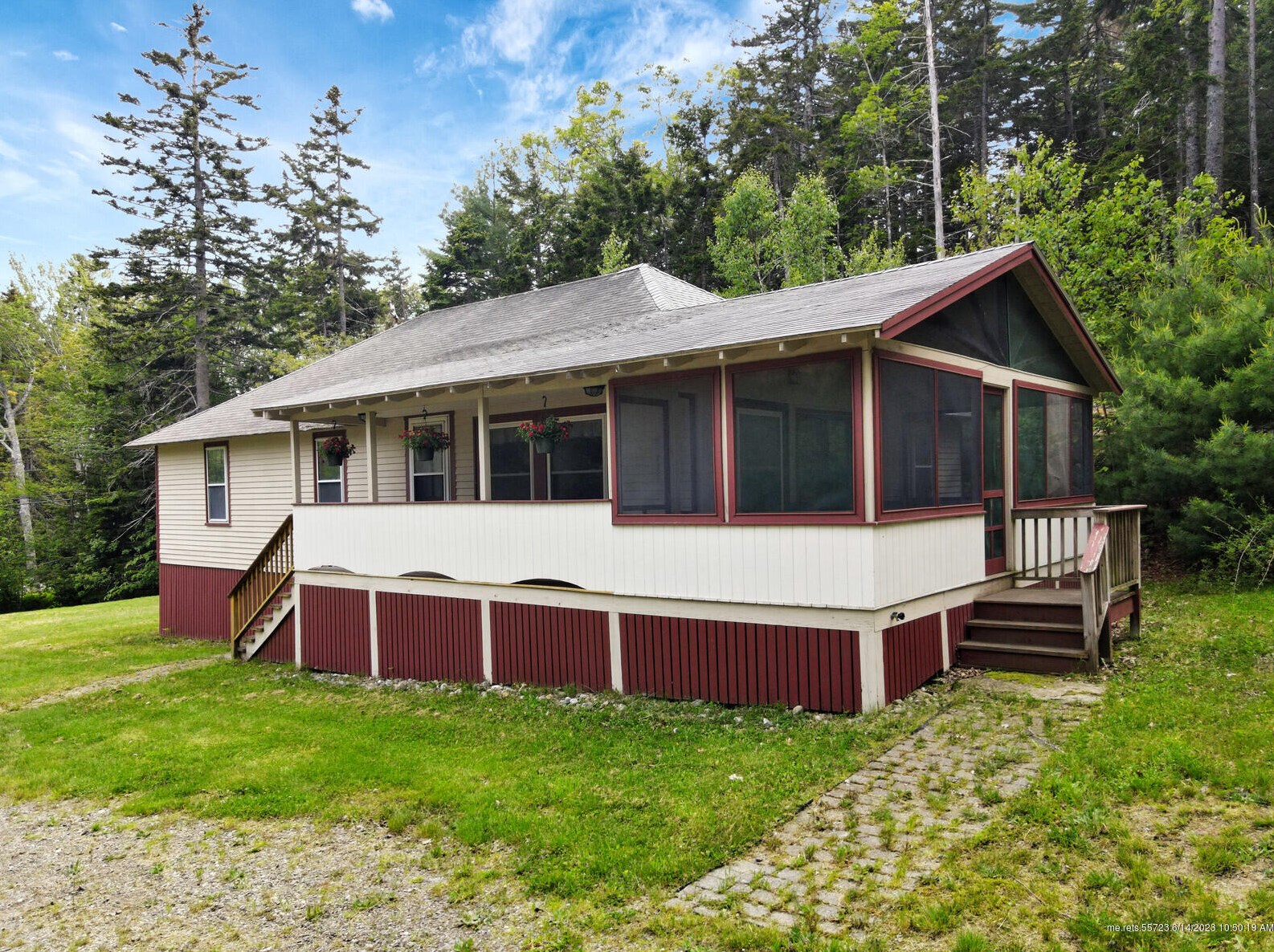 8 Merritt Mountain Rd, Phippsburg, ME 04562