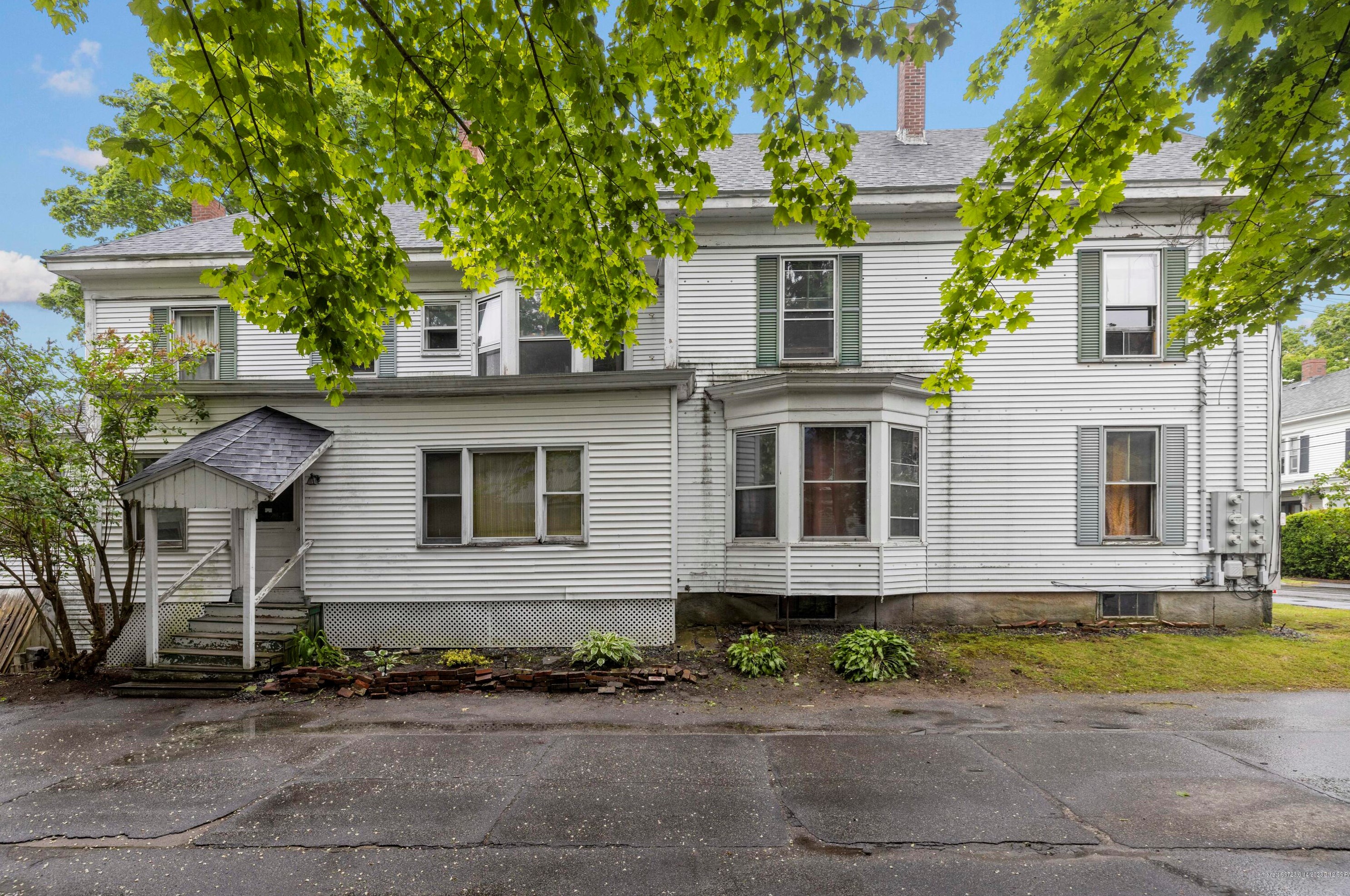 15 High St, Mere Point, ME 04011