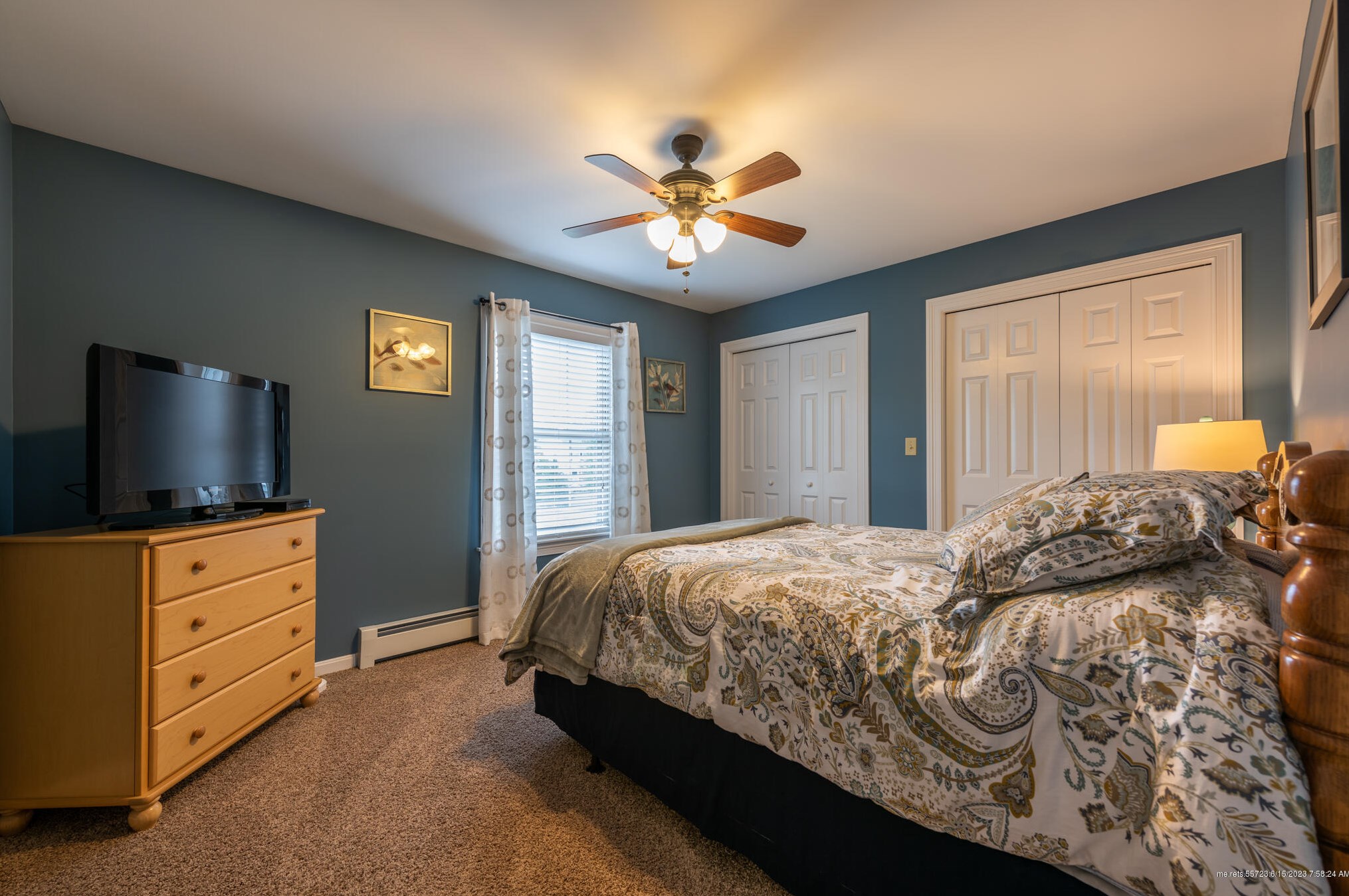 25 Constitution Ave, Newburgh ME 04444-1331 exterior